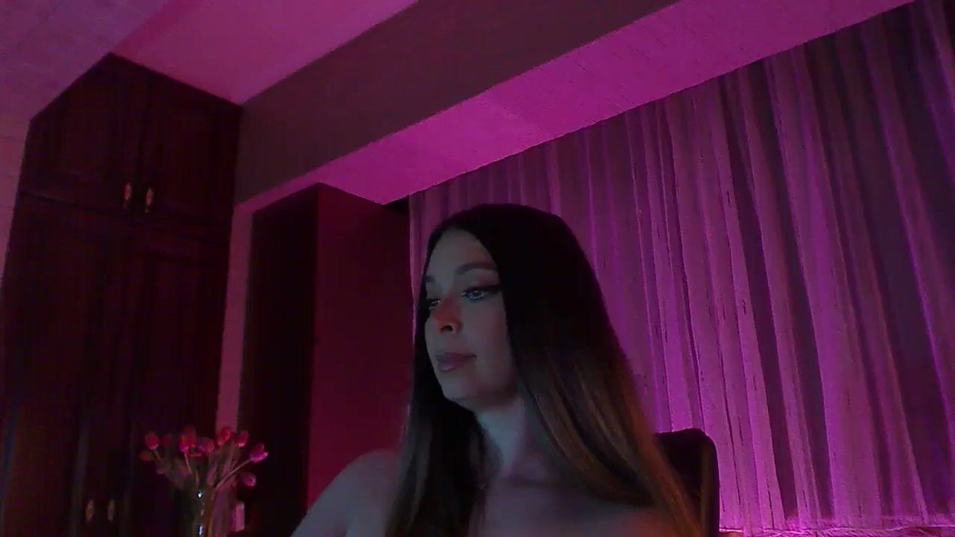 Gallery image thumbnail from No_bo_dy's myfreecams stream on, 05/10/2025, 01:00 image 3 of 20