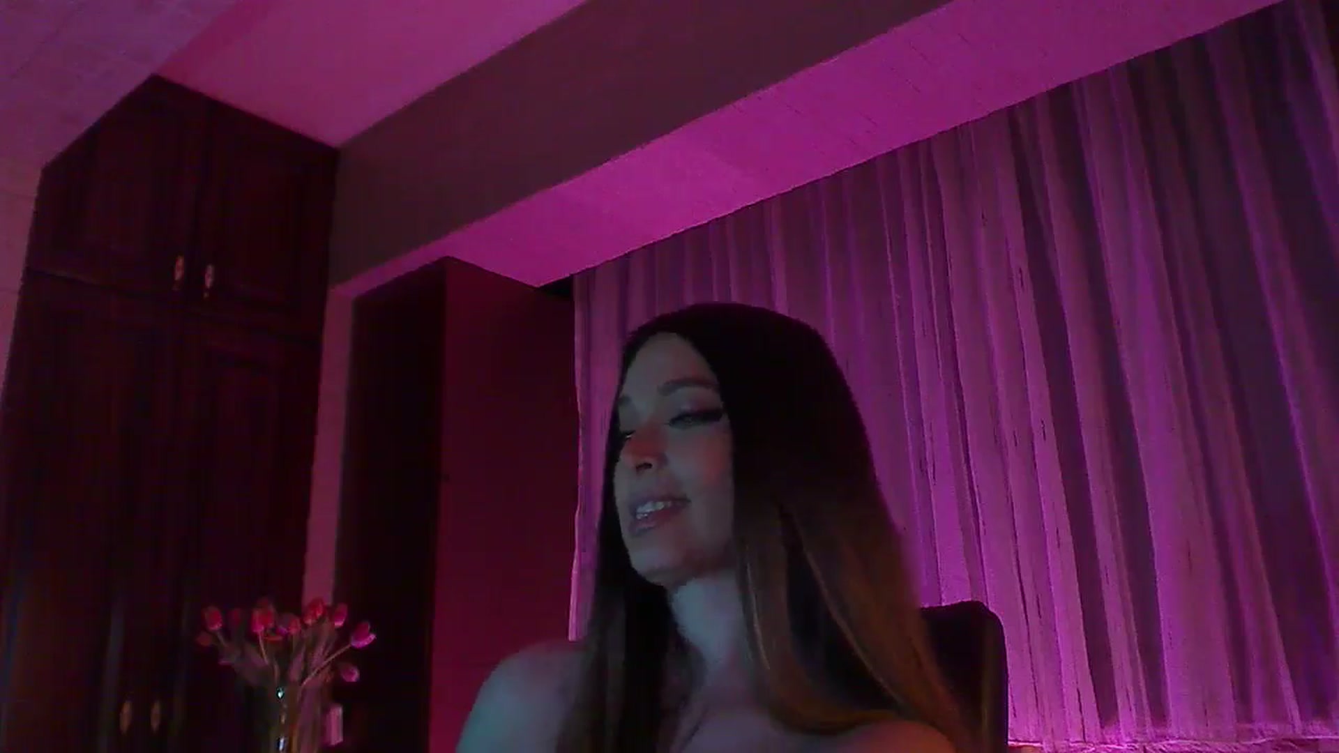 Gallery image thumbnail from No_bo_dy's myfreecams stream on, 05/10/2025, 01:00 image 4 of 20
