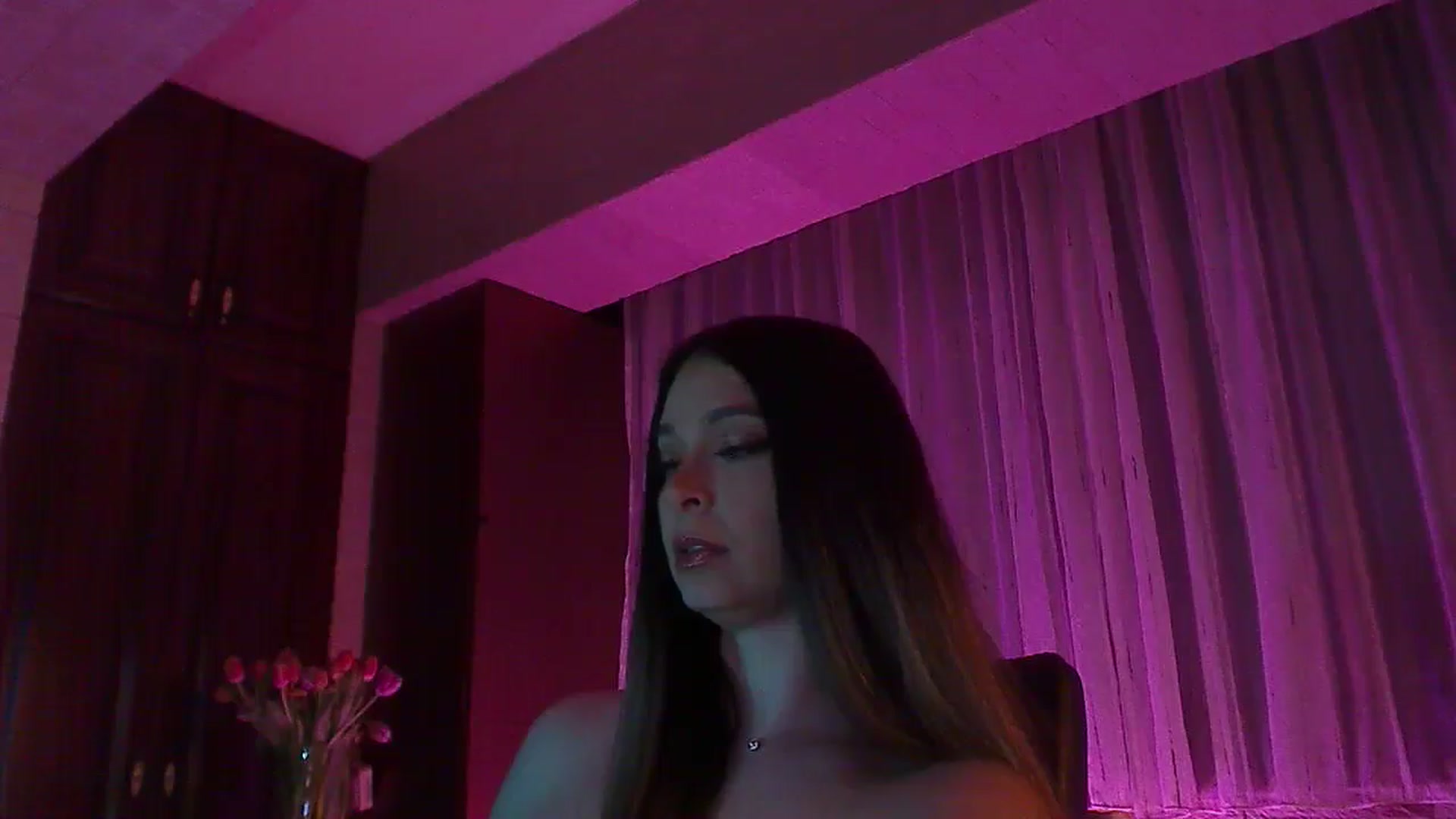 Gallery image thumbnail from No_bo_dy's myfreecams stream on, 05/10/2025, 01:38 image 12 of 20
