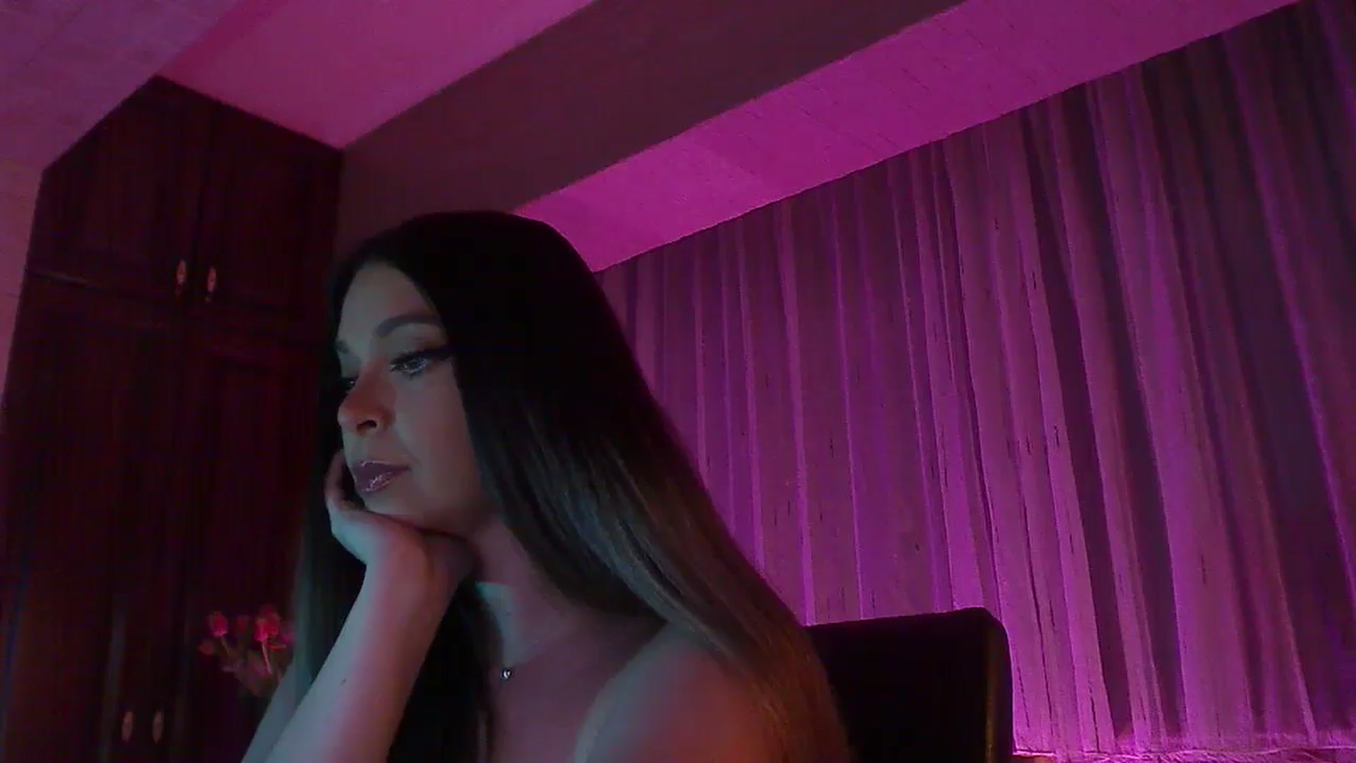 Gallery image thumbnail from No_bo_dy's myfreecams stream on, 05/10/2025, 01:38 image 5 of 20