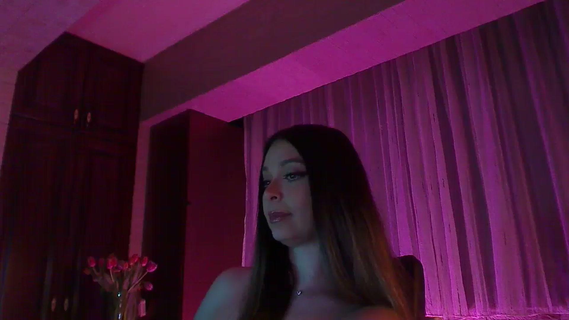 Gallery image thumbnail from No_bo_dy's myfreecams stream on, 05/10/2025, 01:38 image 13 of 20