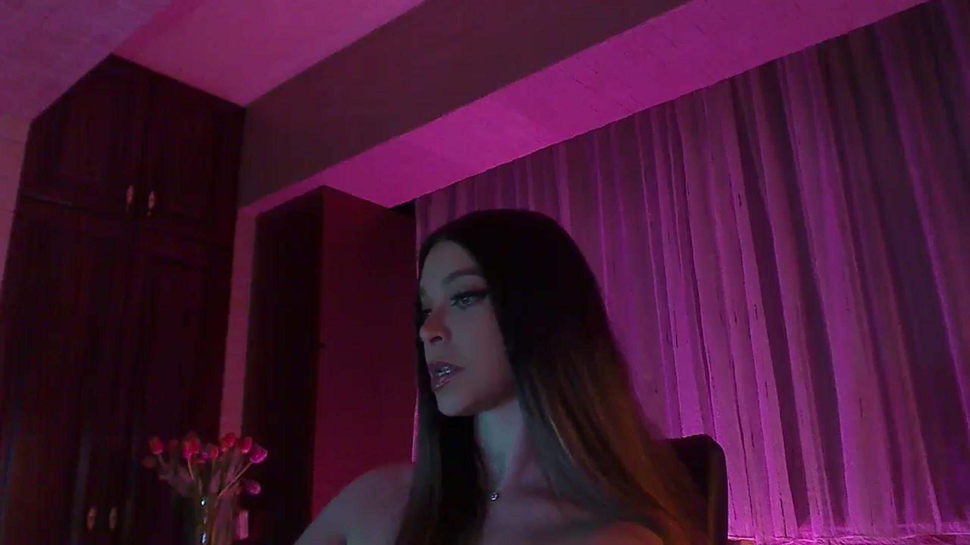 Gallery image thumbnail from No_bo_dy's myfreecams stream on, 05/10/2025, 01:38 image 19 of 20