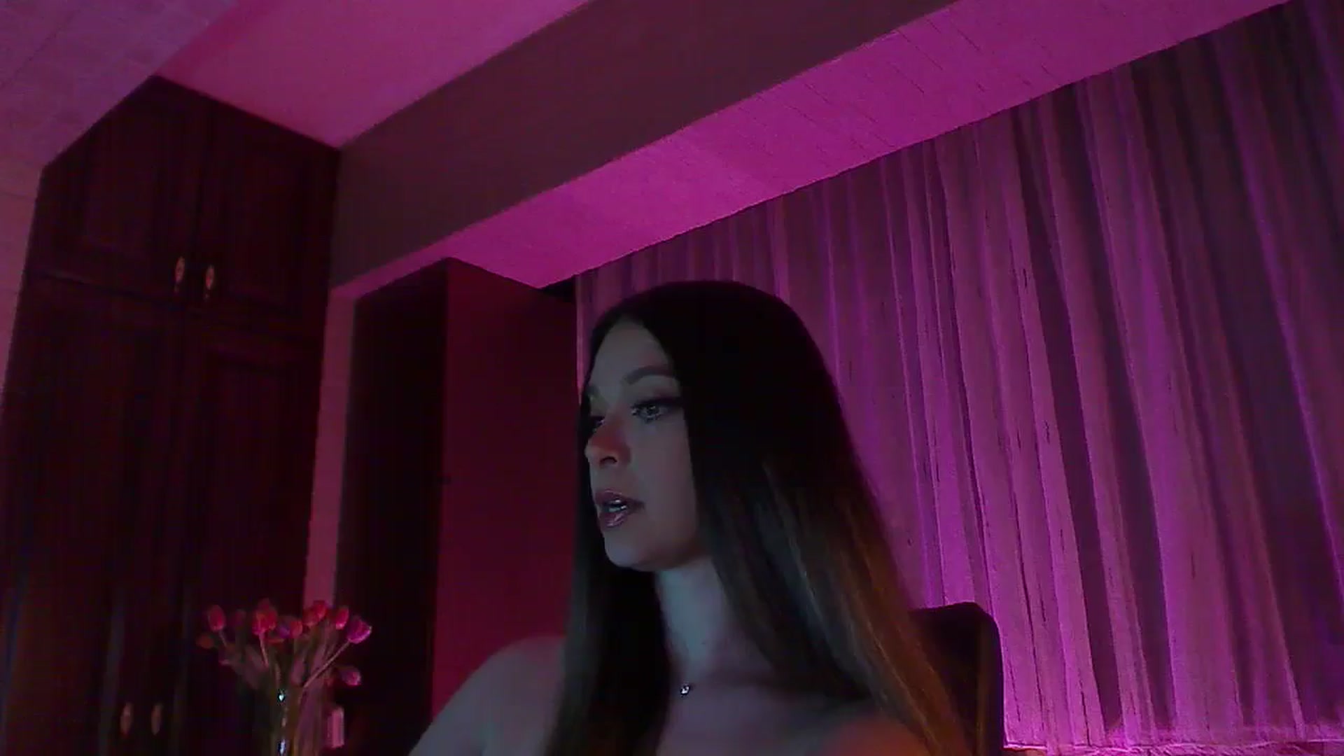 Gallery image thumbnail from No_bo_dy's myfreecams stream on, 05/10/2025, 01:38 image 9 of 20