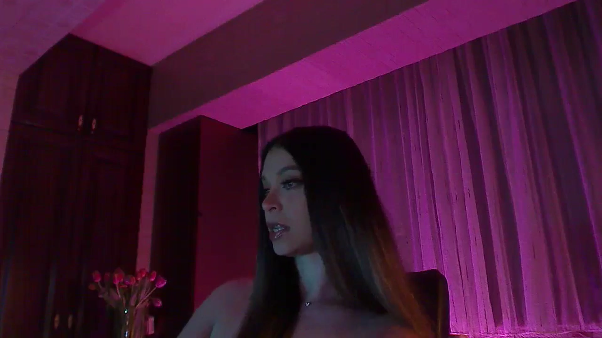 Gallery image thumbnail from No_bo_dy's myfreecams stream on, 05/10/2025, 01:38 image 8 of 20