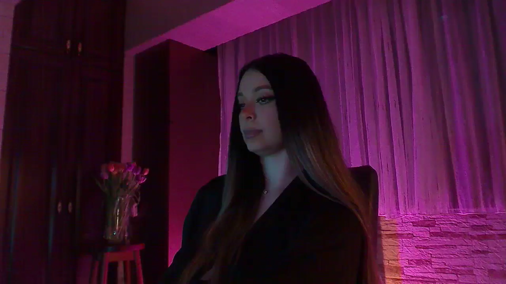 Gallery image thumbnail from No_bo_dy's myfreecams stream on, 05/11/2025, 24:02 image 20 of 20