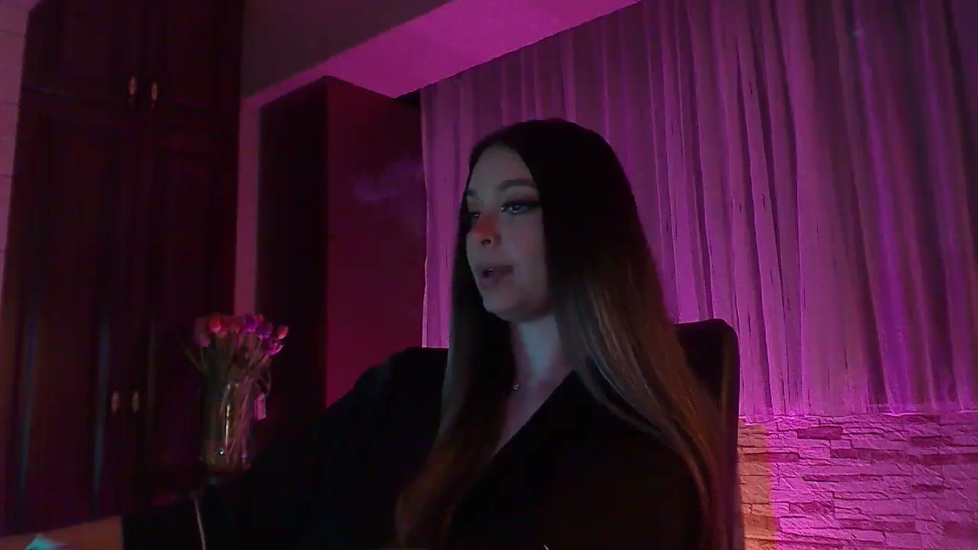 Gallery image thumbnail from No_bo_dy's myfreecams stream on, 05/11/2025, 01:24 image 2 of 20