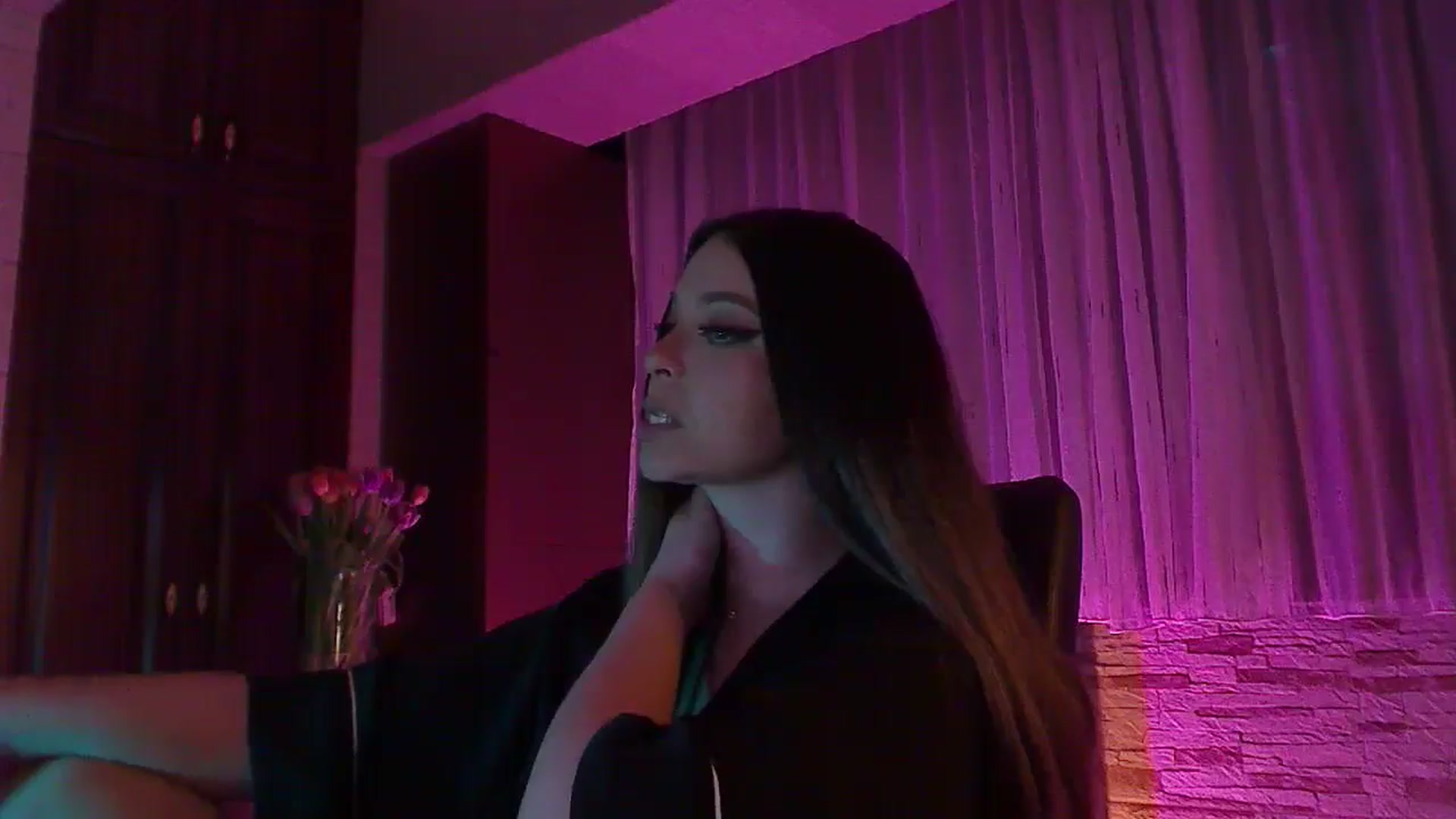 Gallery image thumbnail from No_bo_dy's myfreecams stream on, 05/11/2025, 01:24 image 20 of 20