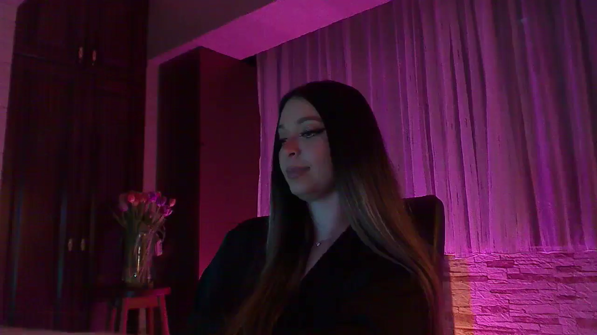 Gallery image thumbnail from No_bo_dy's myfreecams stream on, 05/11/2025, 01:24 image 8 of 20