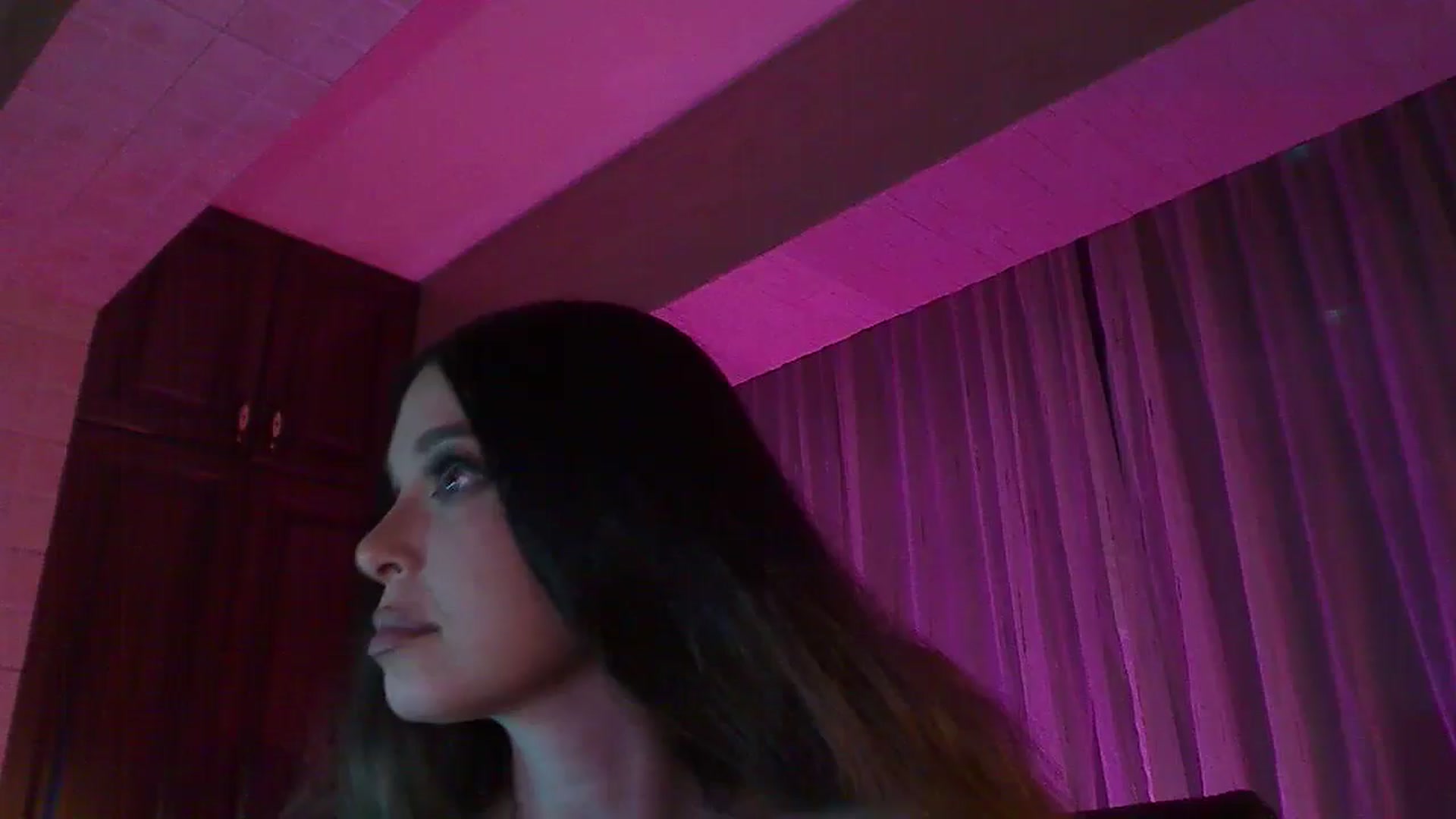 Gallery image thumbnail from No_bo_dy's myfreecams stream on, 05/17/2025, 02:24 image 14 of 20