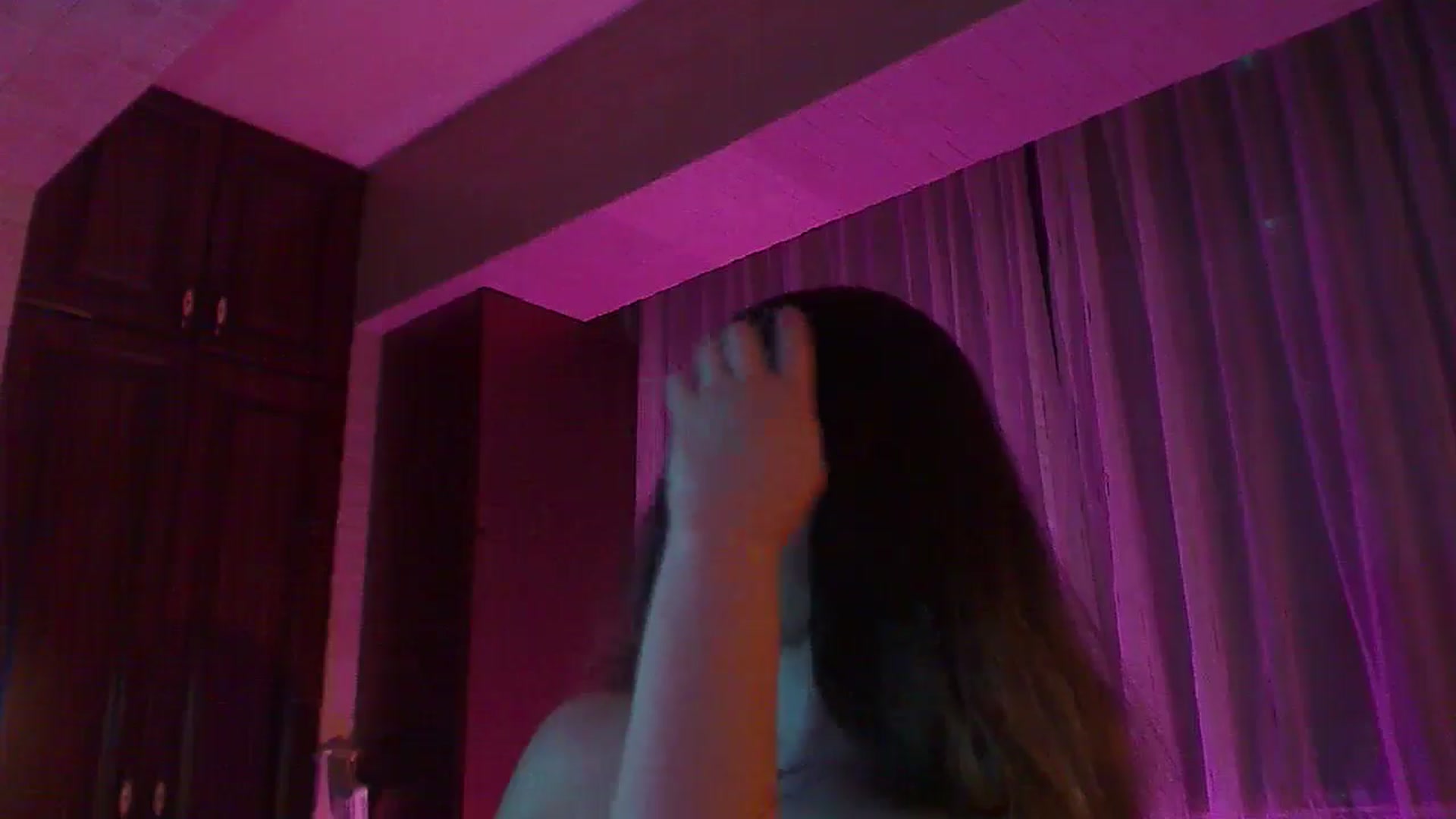 Gallery image thumbnail from No_bo_dy's myfreecams stream on, 05/17/2025, 02:24 image 19 of 20