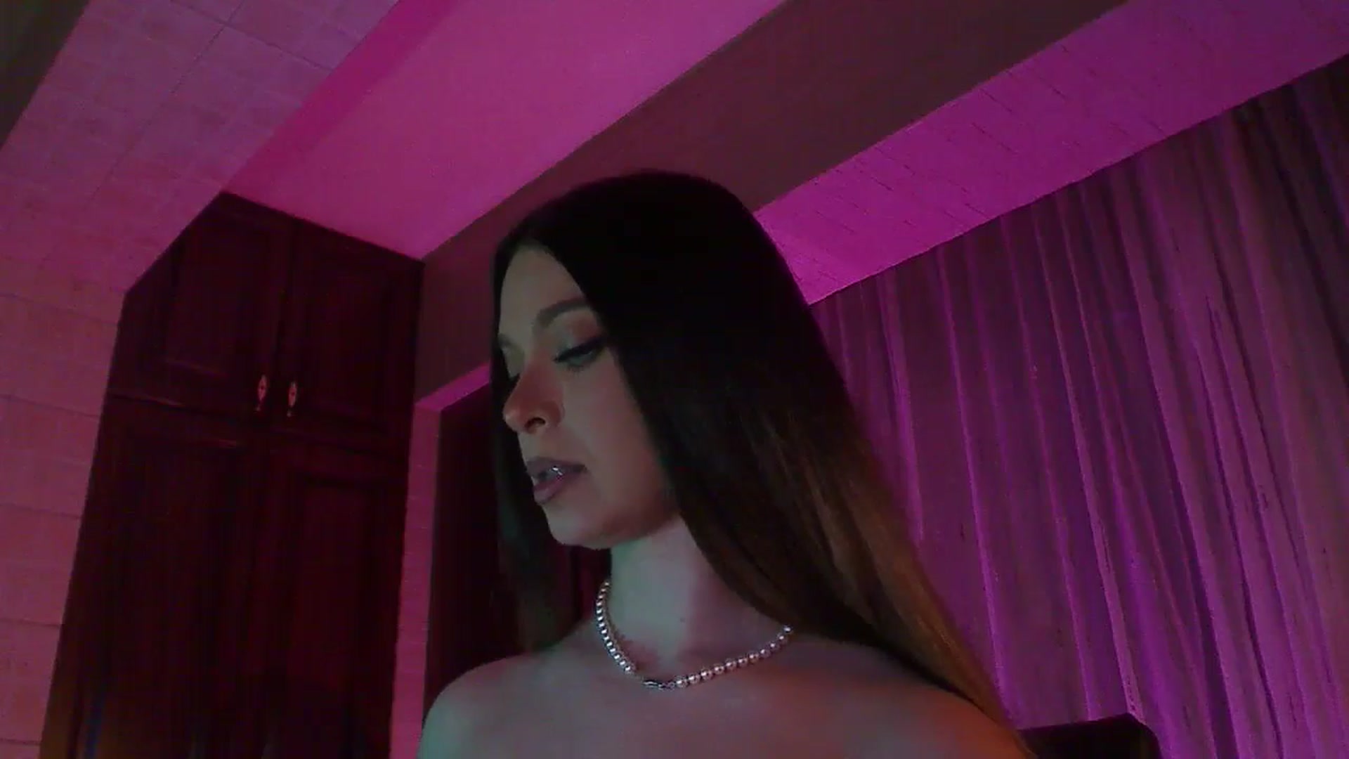 Gallery image thumbnail from No_bo_dy's myfreecams stream on, 05/26/2025, 04:05 image 13 of 20