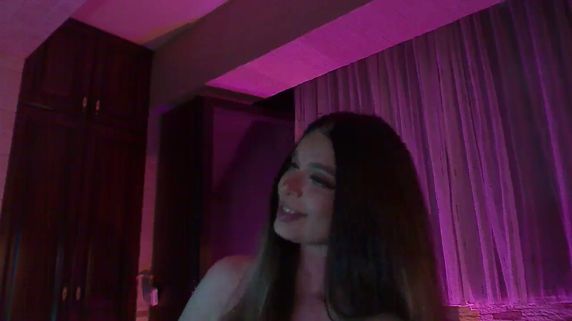 Gallery image thumbnail from No_bo_dy's myfreecams stream on, 06/08/2025, 24:57 image 4 of 20