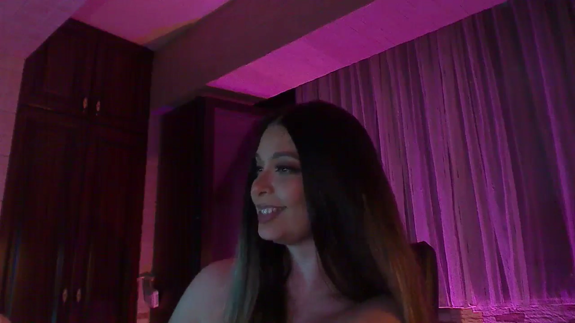 Gallery image thumbnail from No_bo_dy's myfreecams stream on, 06/08/2025, 24:57 image 9 of 20
