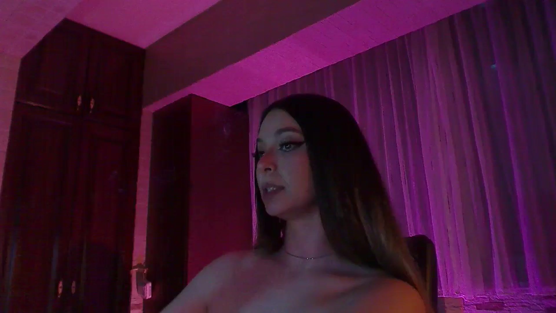 Gallery image thumbnail from No_bo_dy's myfreecams stream on, 06/14/2025, 03:00 image 1 of 20