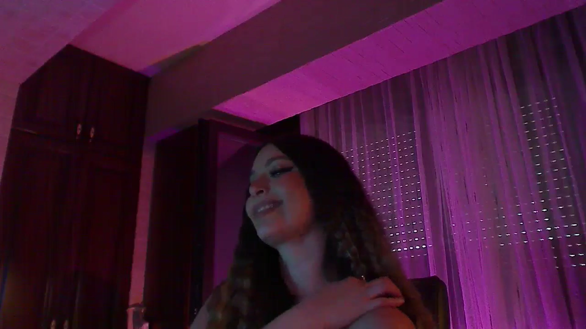 Gallery image thumbnail from No_bo_dy's myfreecams stream on, 06/29/2025, 04:01 image 19 of 20