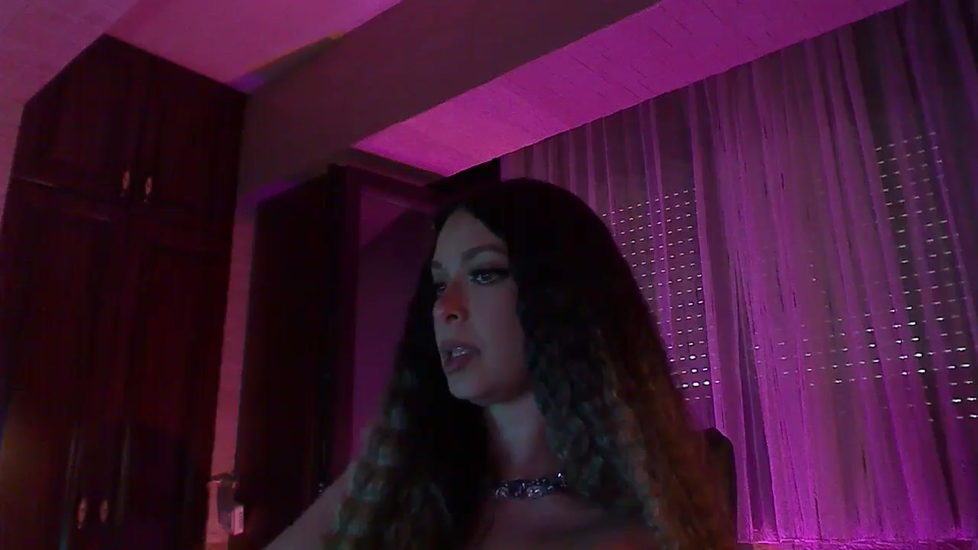 Gallery image thumbnail from No_bo_dy's myfreecams stream on, 06/29/2025, 04:01 image 10 of 20