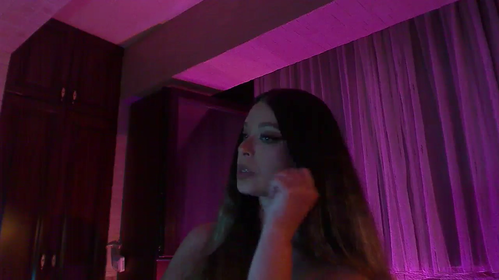 Gallery image thumbnail from No_bo_dy's myfreecams stream on, 06/30/2025, 03:13 image 9 of 20