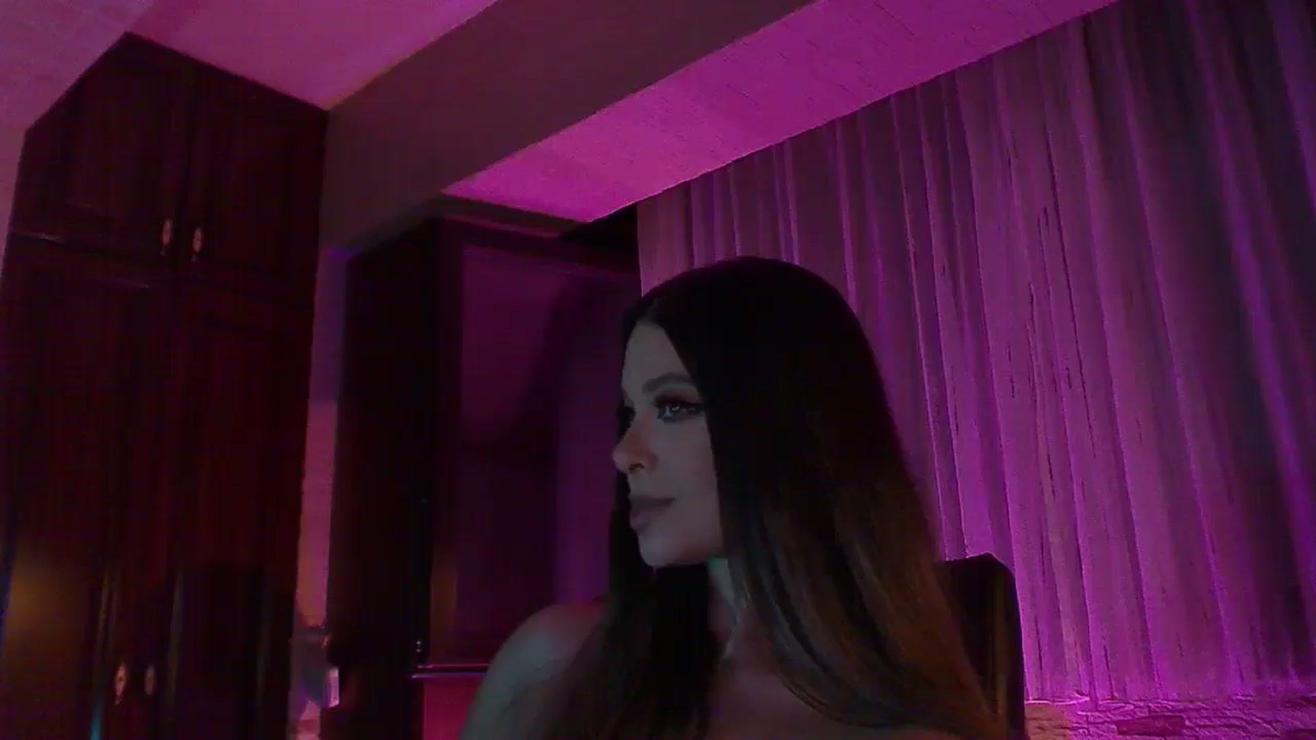 Gallery image thumbnail from No_bo_dy's myfreecams stream on, 07/07/2025, 24:02 image 8 of 20