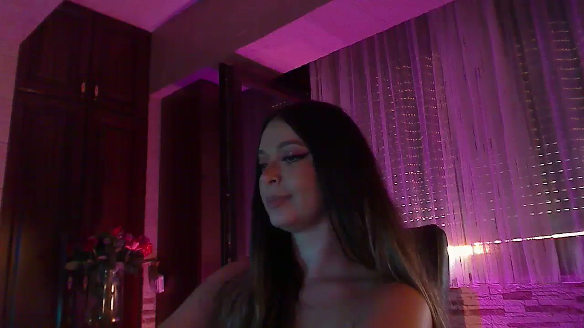 Gallery image thumbnail from No_bo_dy's myfreecams stream on, 07/14/2025, 03:01 image 14 of 20