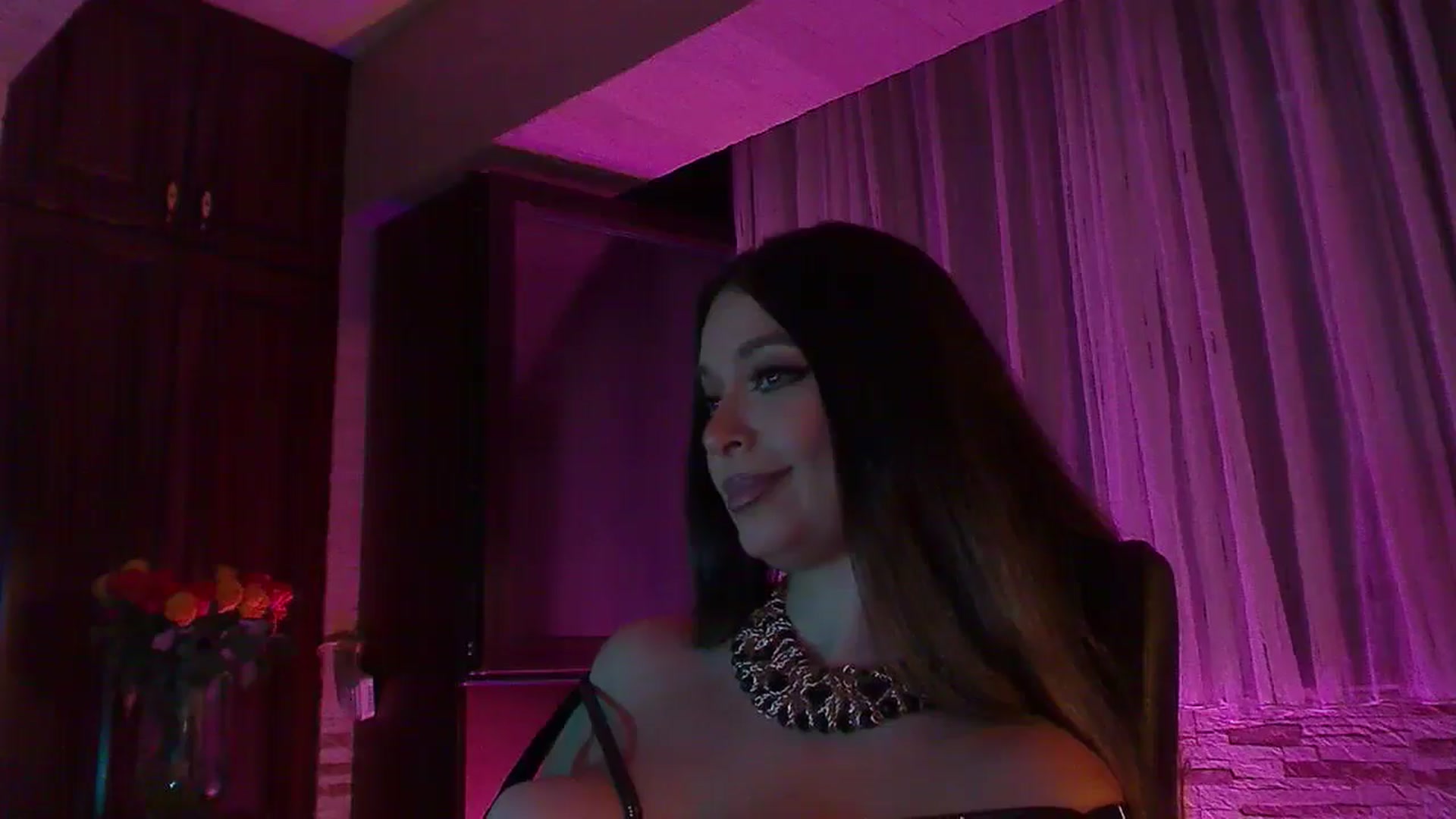 Gallery image thumbnail from No_bo_dy's myfreecams stream on, 07/28/2025, 24:42 image 5 of 20