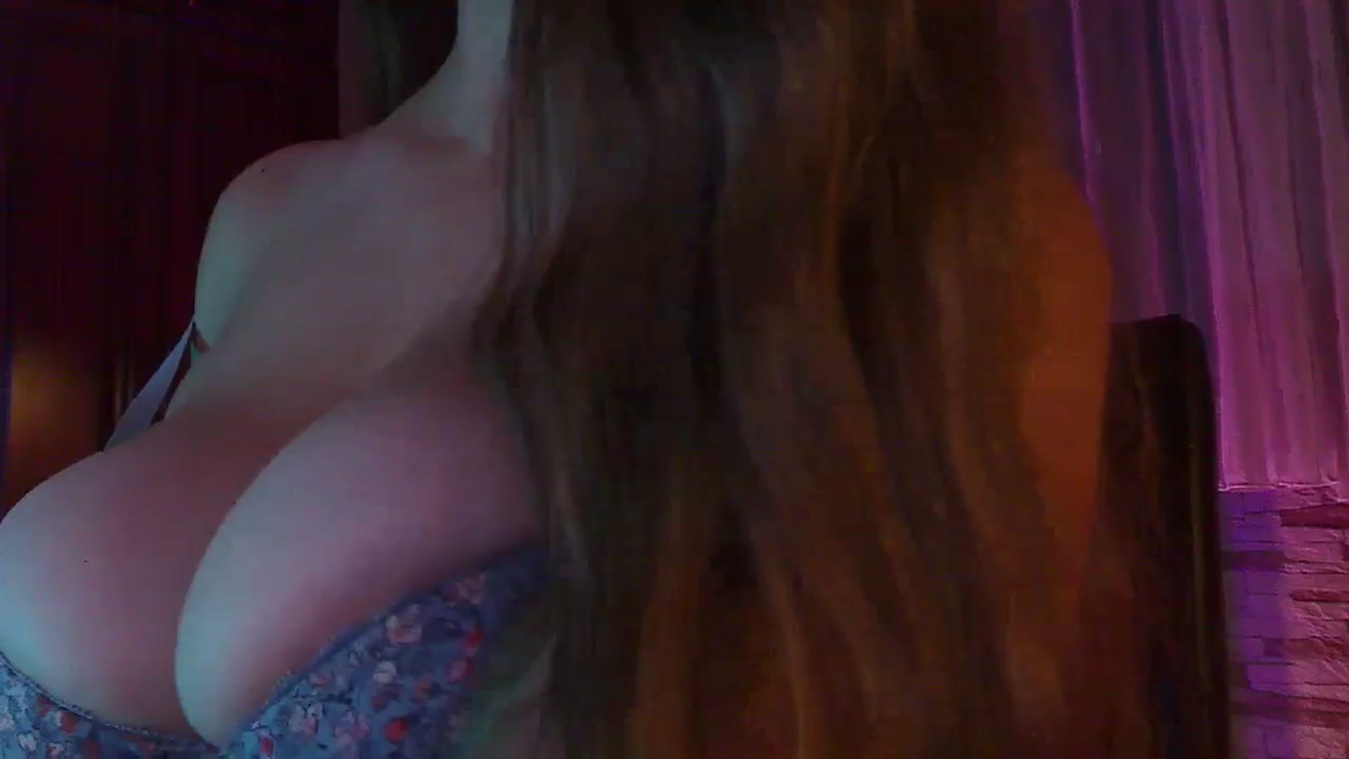 Gallery image thumbnail from No_bo_dy's myfreecams stream on, 08/01/2025, 23:22 image 16 of 20