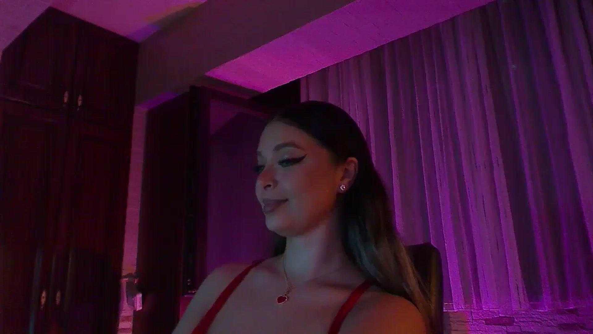 Gallery image thumbnail from No_bo_dy's myfreecams stream on, 08/02/2025, 23:34 image 1 of 20