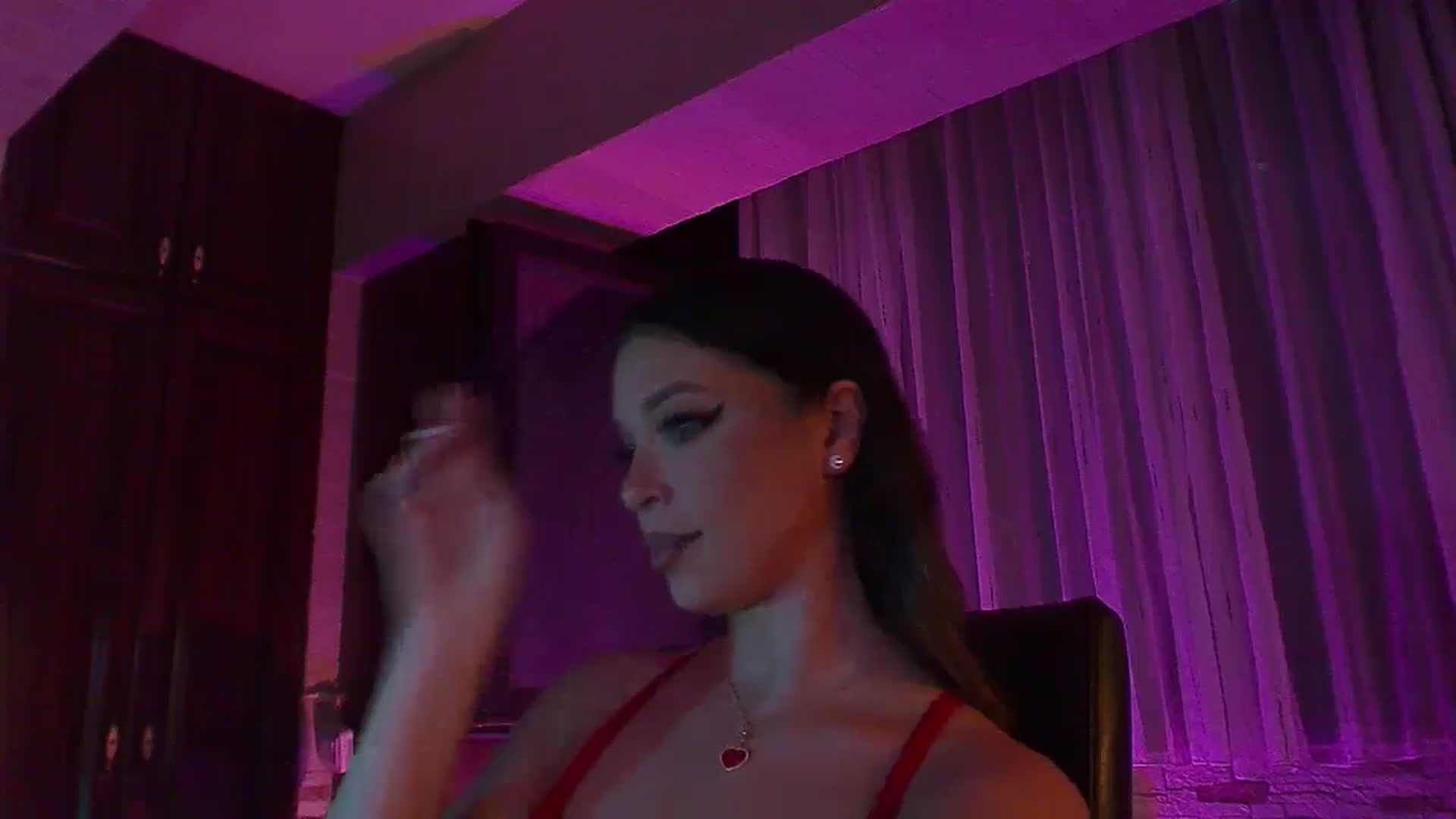 Gallery image thumbnail from No_bo_dy's myfreecams stream on, 08/02/2025, 23:56 image 2 of 20