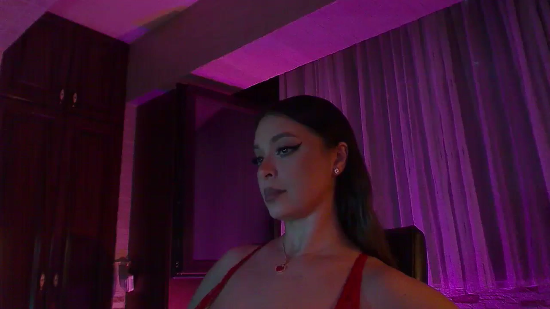 Gallery image thumbnail from No_bo_dy's myfreecams stream on, 08/02/2025, 23:56 image 1 of 20