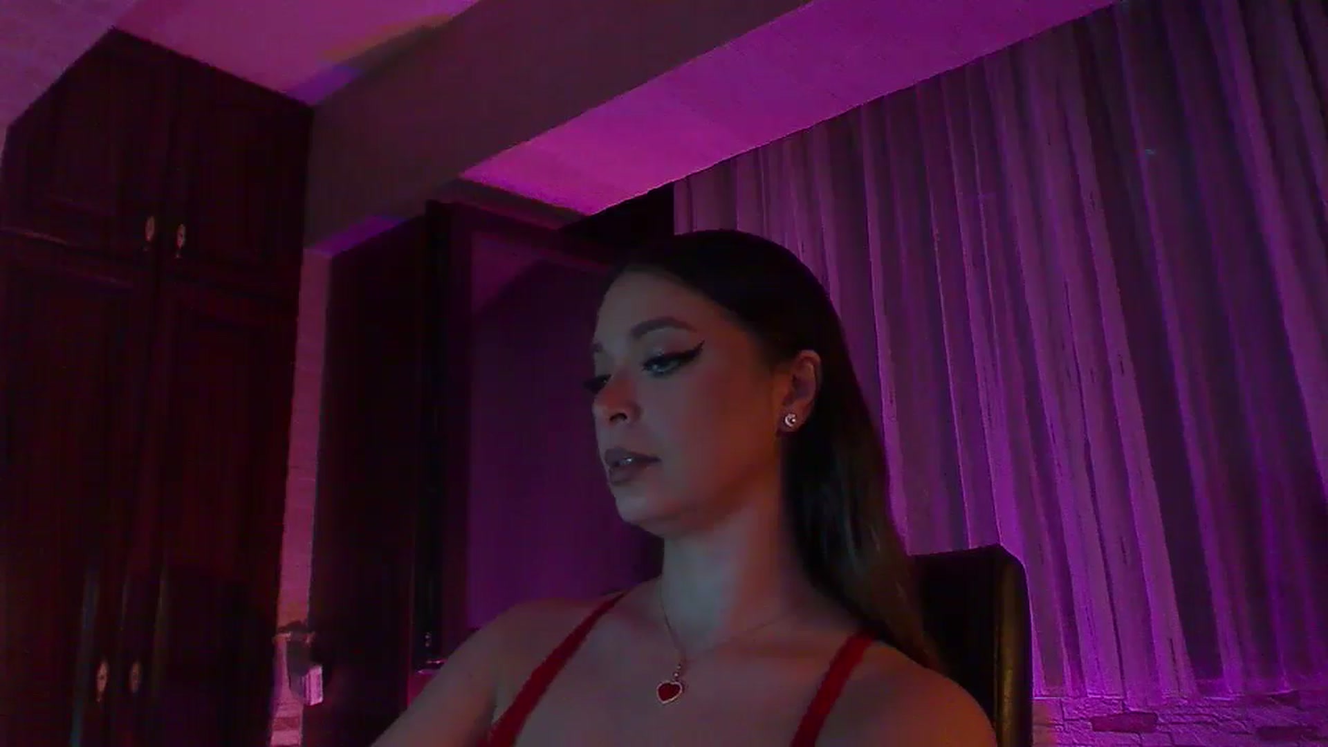 Gallery image thumbnail from No_bo_dy's myfreecams stream on, 08/02/2025, 23:56 image 4 of 20