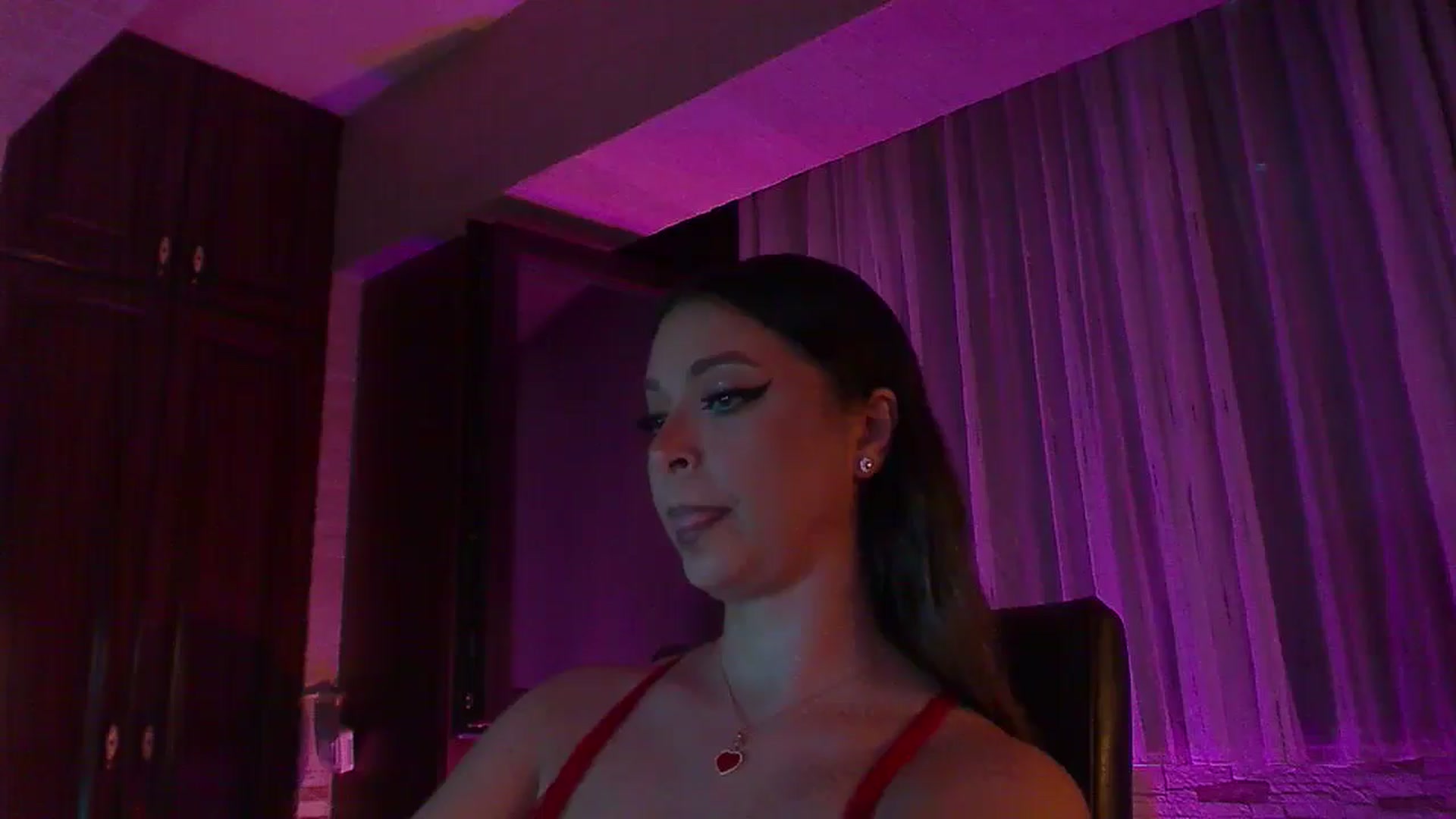 Gallery image thumbnail from No_bo_dy's myfreecams stream on, 08/02/2025, 23:56 image 3 of 20