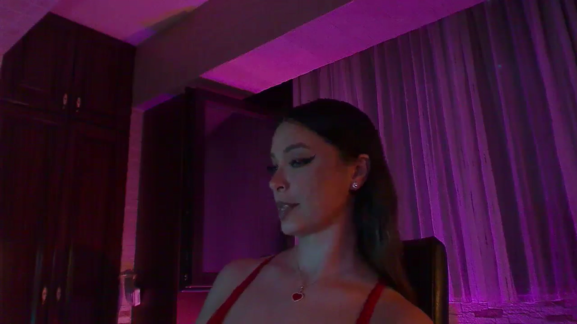 Gallery image thumbnail from No_bo_dy's myfreecams stream on, 08/02/2025, 23:56 image 9 of 20