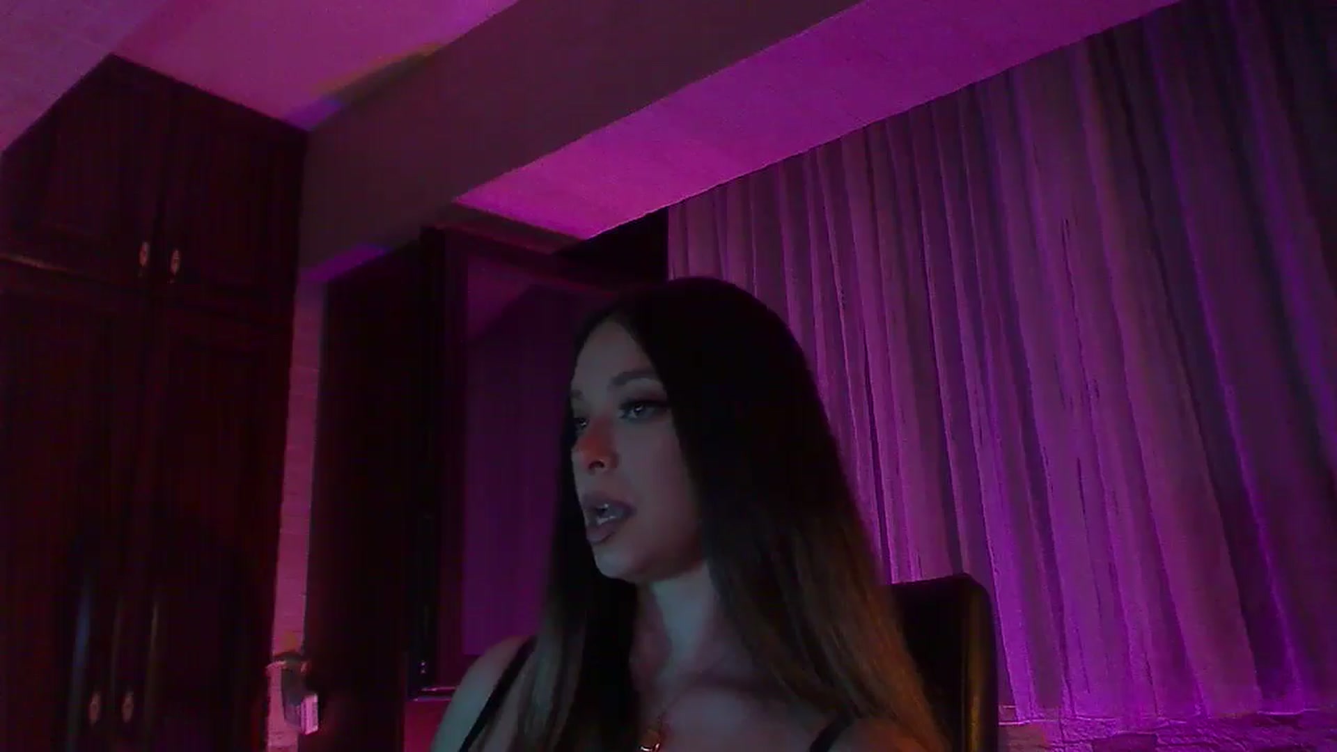 Gallery image thumbnail from No_bo_dy's myfreecams stream on, 08/09/2025, 01:37 image 13 of 20