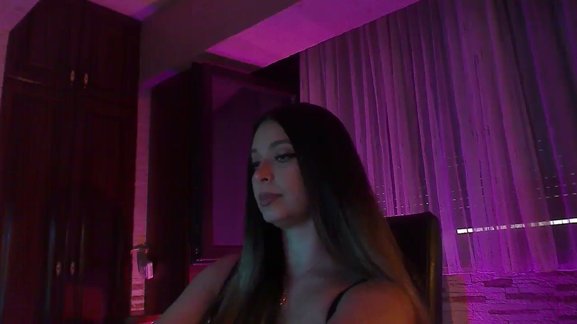 Gallery image thumbnail from No_bo_dy's myfreecams stream on, 08/09/2025, 03:08 image 5 of 20
