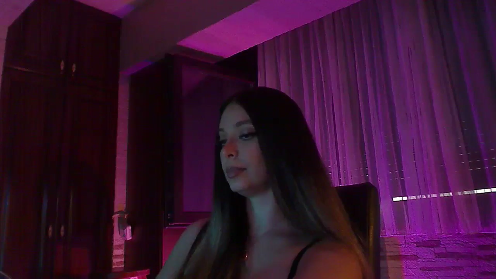 Gallery image thumbnail from No_bo_dy's myfreecams stream on, 08/09/2025, 03:08 image 6 of 20