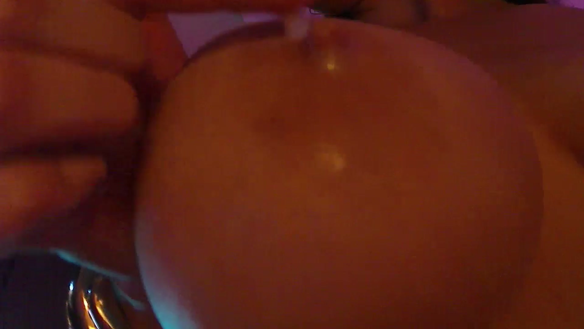 Gallery image thumbnail from No_bo_dy's myfreecams stream on, 08/17/2025, 04:03 image 7 of 20