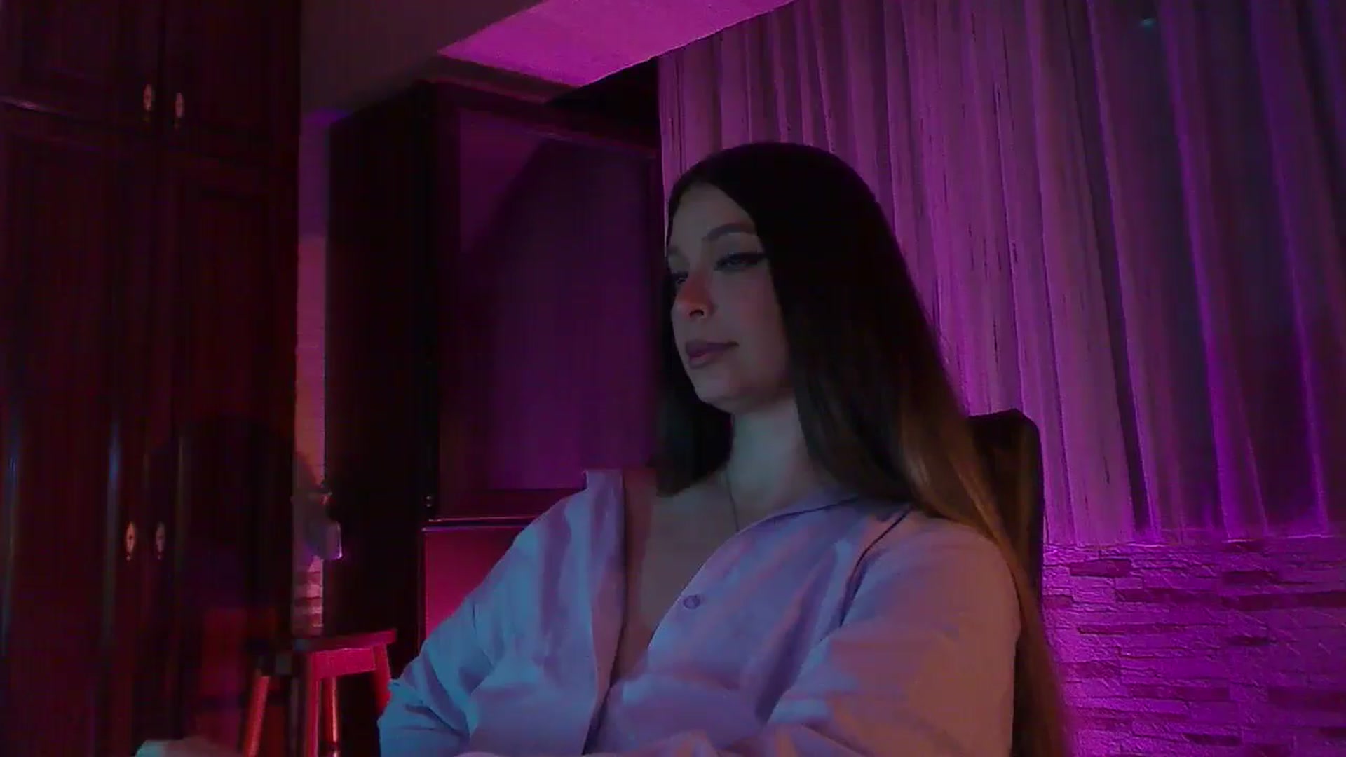 Gallery image thumbnail from No_bo_dy's myfreecams stream on, 08/25/2025, 24:44 image 10 of 20