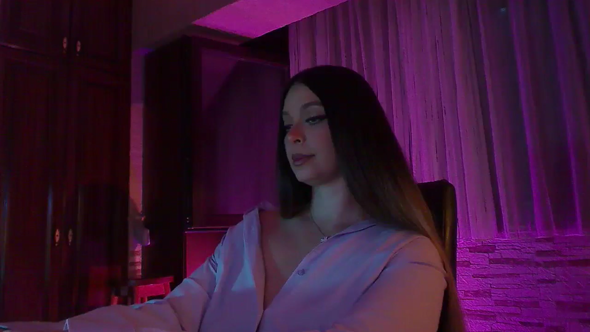 Gallery image thumbnail from No_bo_dy's myfreecams stream on, 08/25/2025, 24:44 image 3 of 20