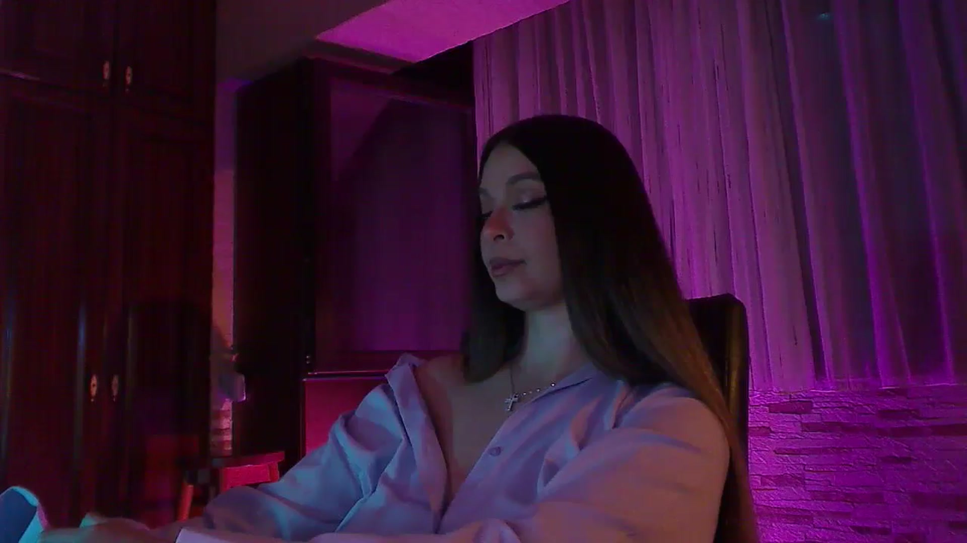 Gallery image thumbnail from No_bo_dy's myfreecams stream on, 08/25/2025, 24:44 image 8 of 20
