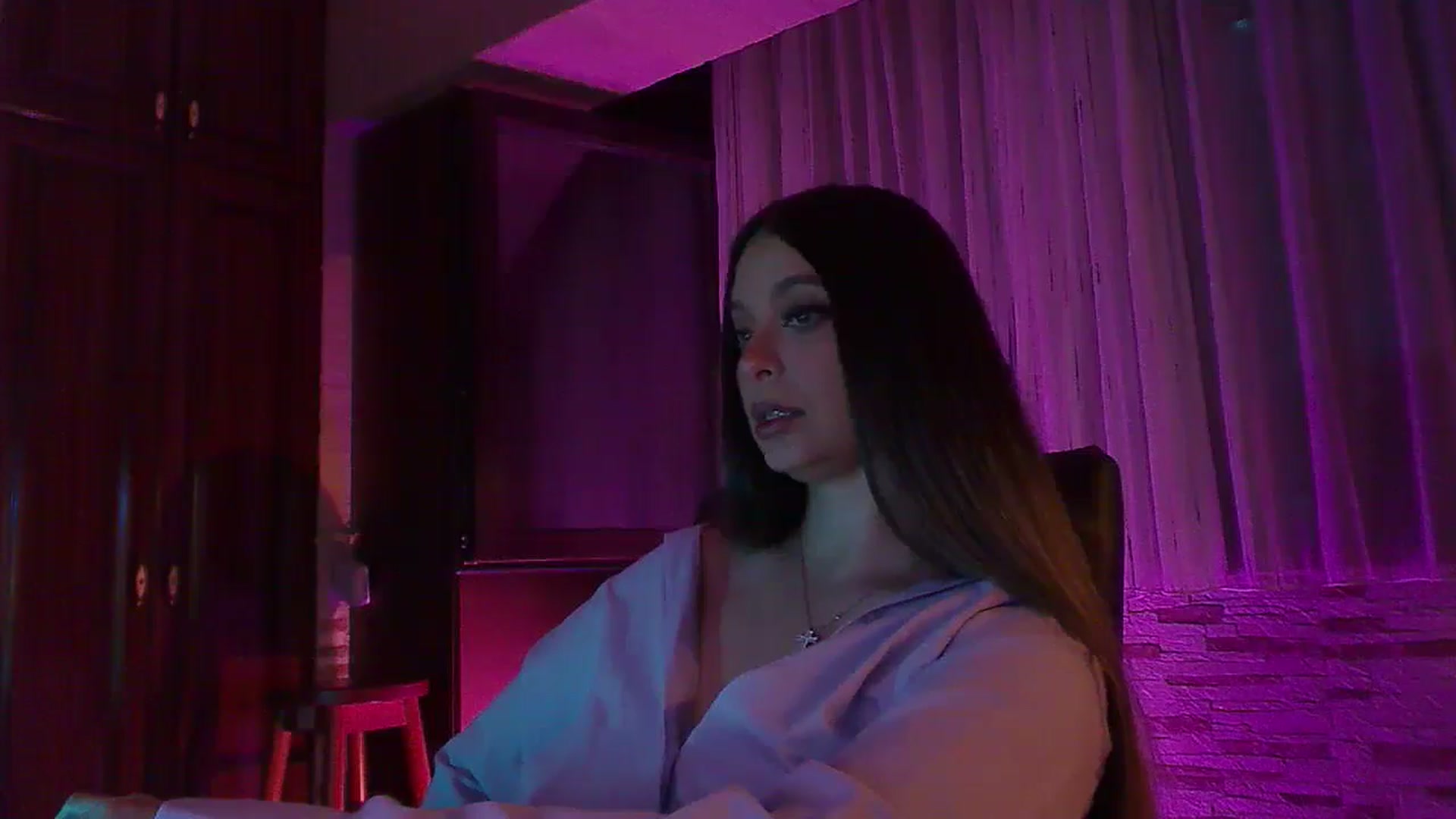 Gallery image thumbnail from No_bo_dy's myfreecams stream on, 08/25/2025, 24:44 image 16 of 20