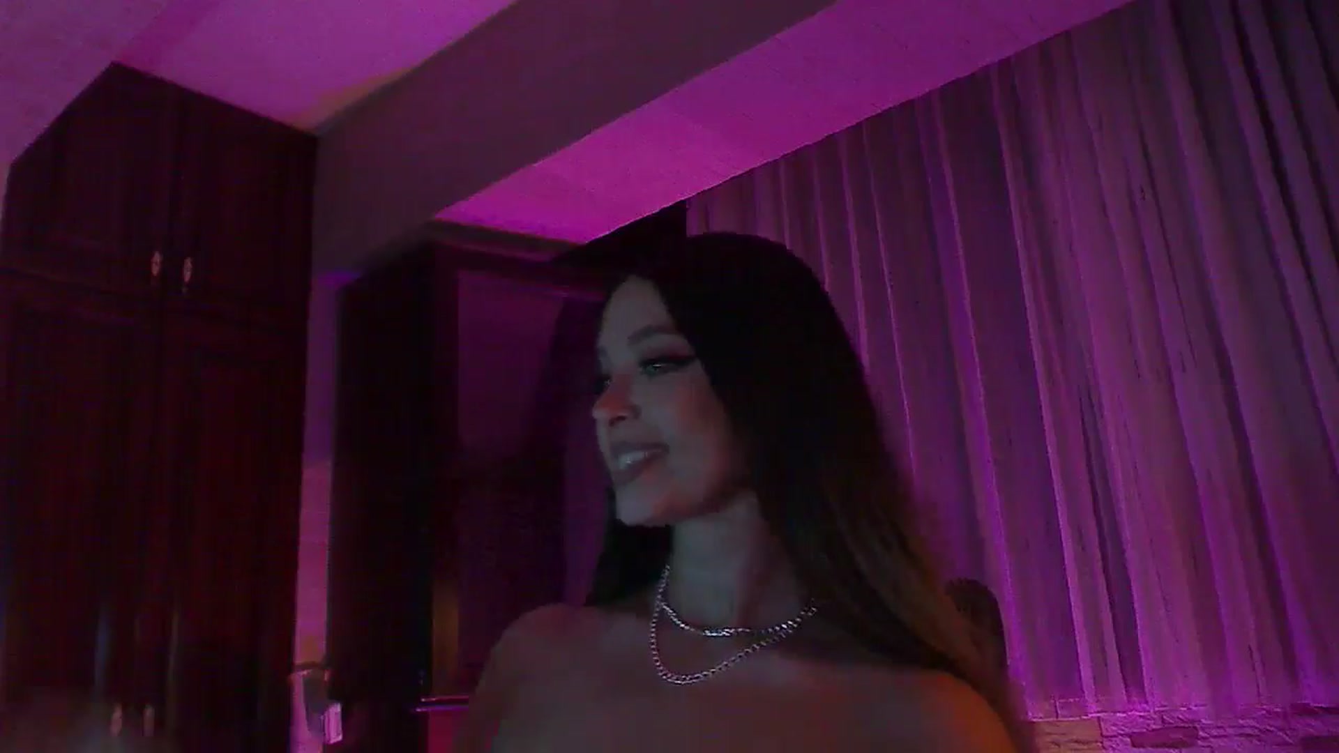 Gallery image thumbnail from No_bo_dy's myfreecams stream on, 09/07/2025, 02:21 image 19 of 20