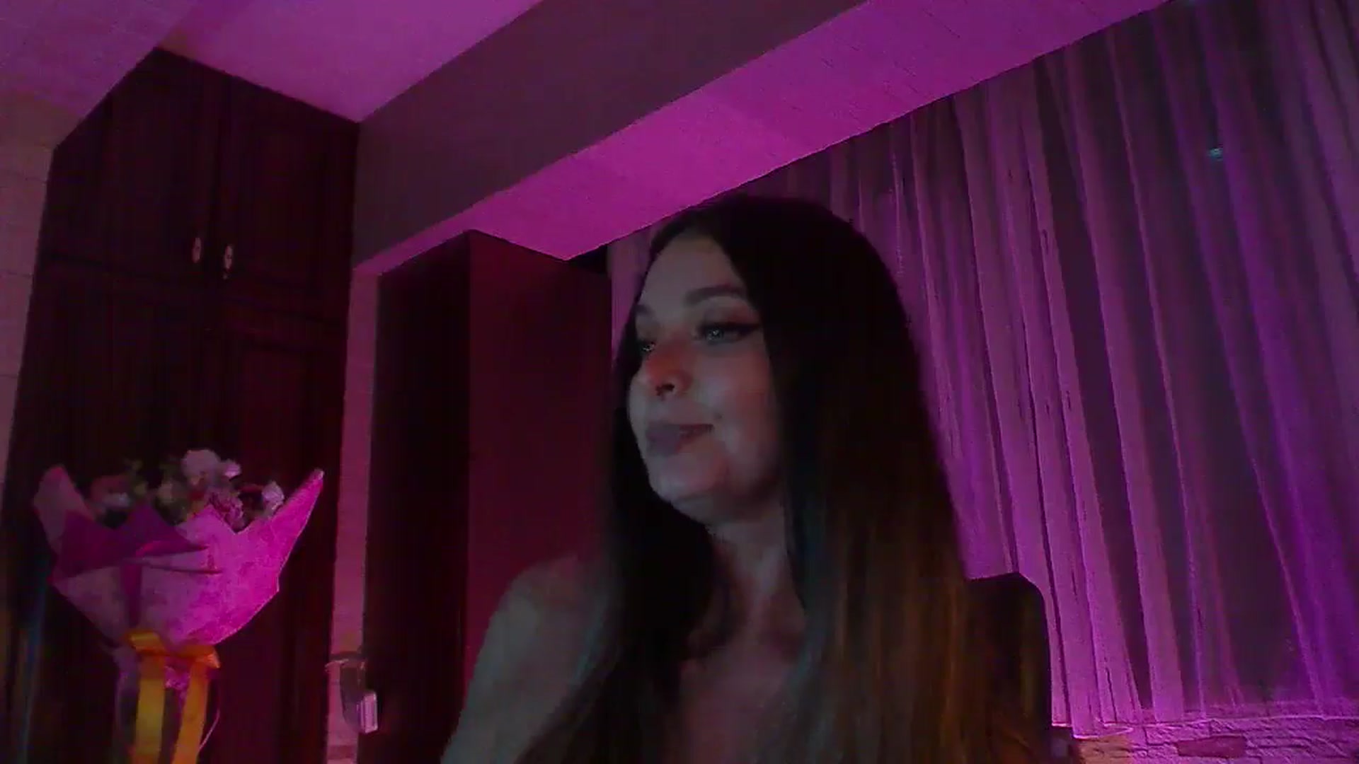 Gallery image thumbnail from No_bo_dy's myfreecams stream on, 09/13/2025, 08:23 image 20 of 20
