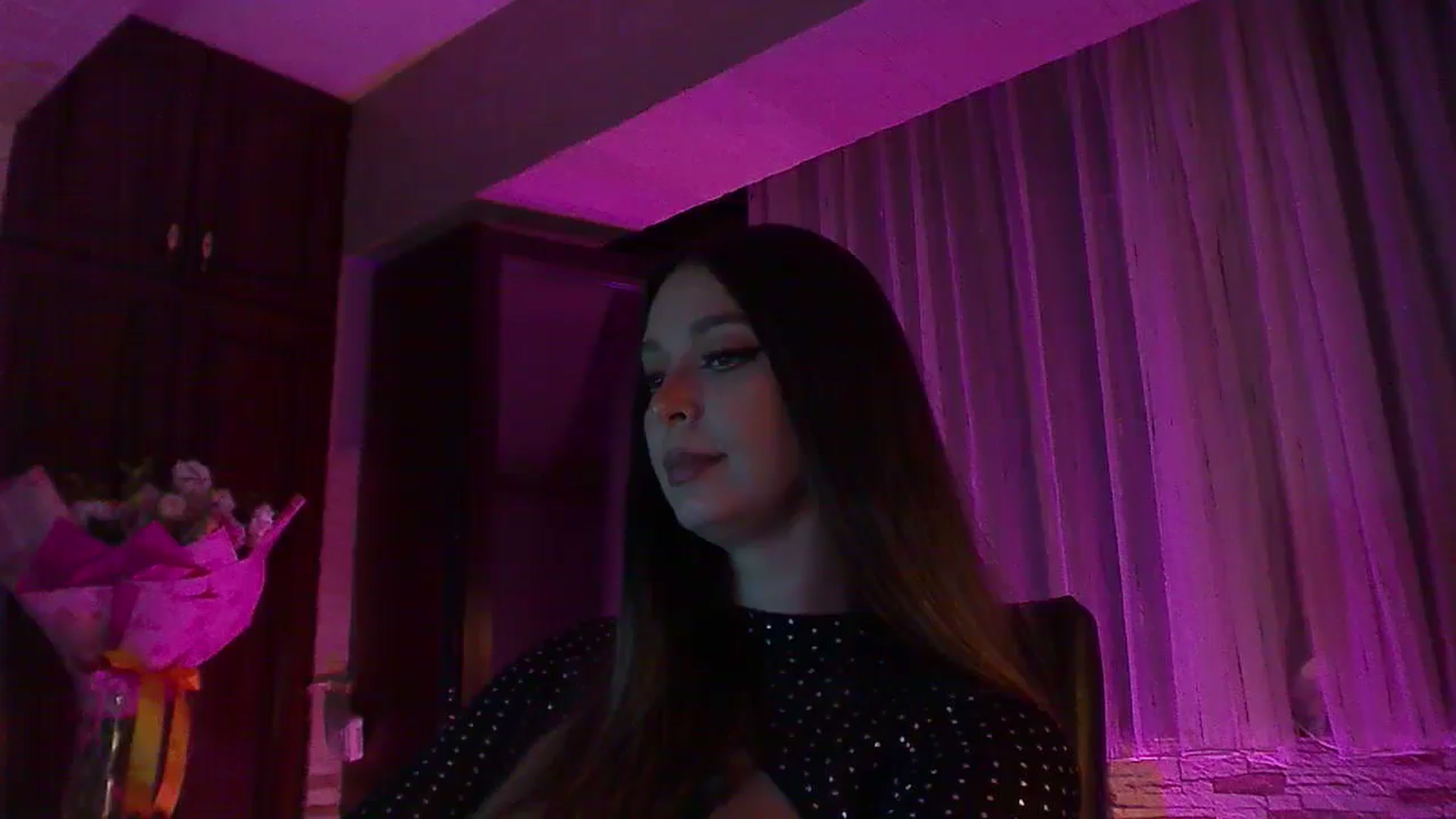 Gallery image thumbnail from No_bo_dy's myfreecams stream on, 09/14/2025, 04:27 image 10 of 20