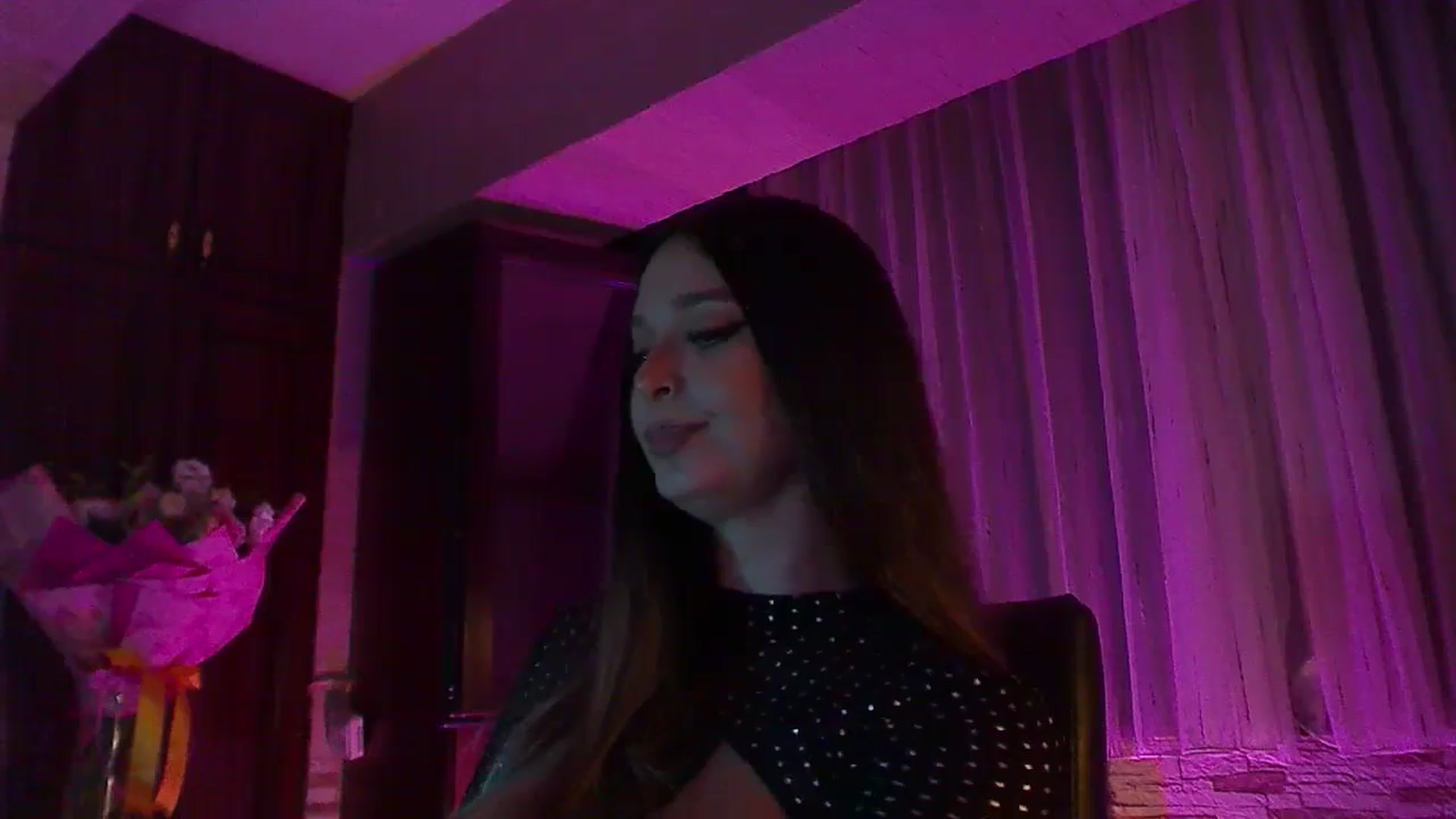 Gallery image thumbnail from No_bo_dy's myfreecams stream on, 09/14/2025, 04:27 image 8 of 20
