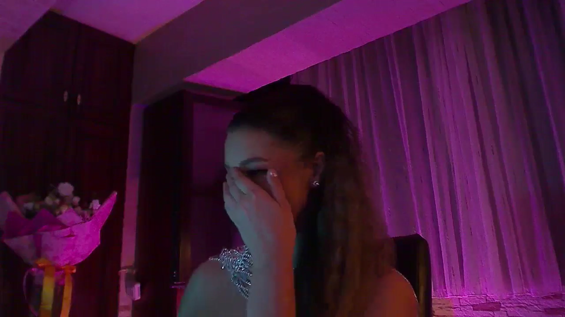 Gallery image thumbnail from No_bo_dy's myfreecams stream on, 09/15/2025, 03:55 image 2 of 20