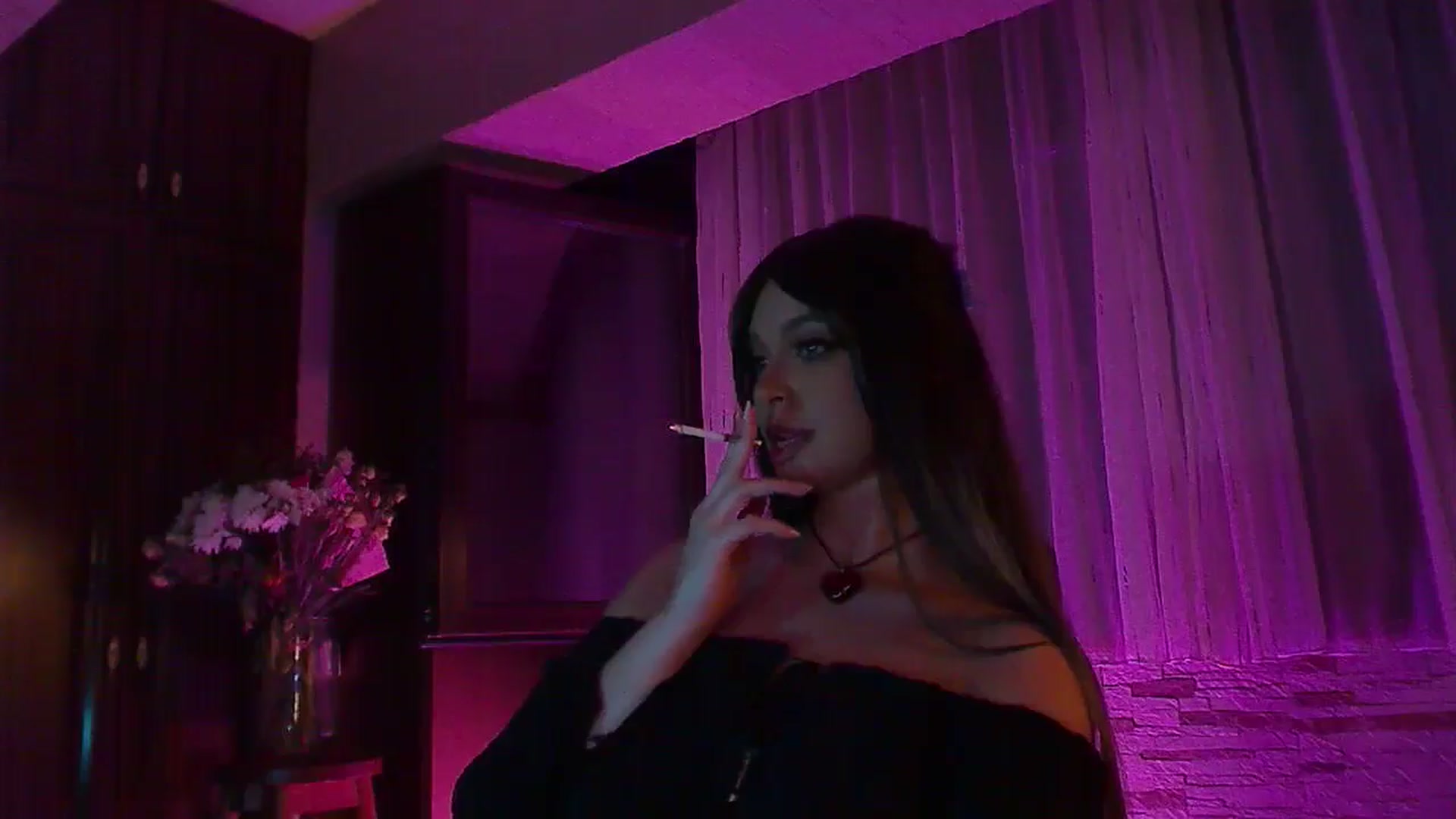 Gallery image thumbnail from No_bo_dy's myfreecams stream on, 09/21/2025, 24:00 image 11 of 20