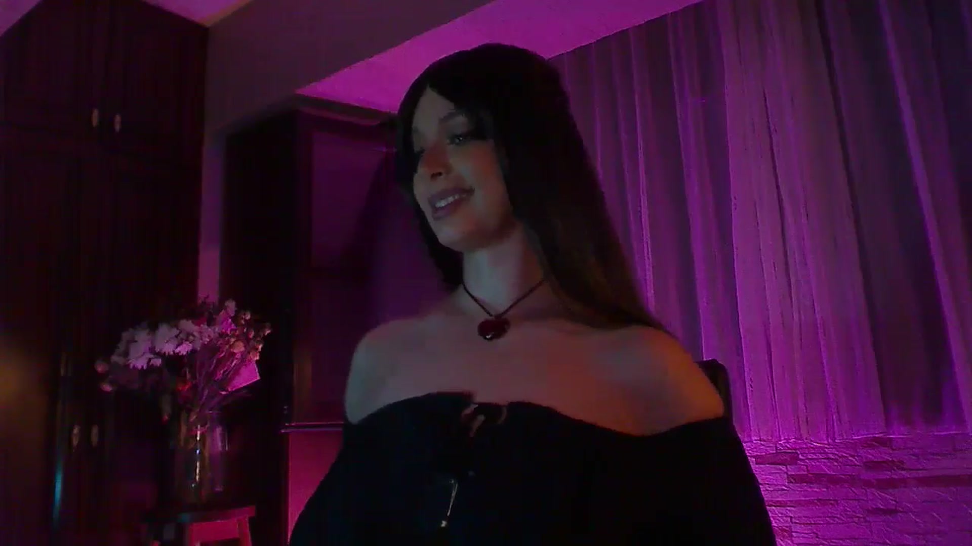 Gallery image thumbnail from No_bo_dy's myfreecams stream on, 09/21/2025, 24:00 image 9 of 20
