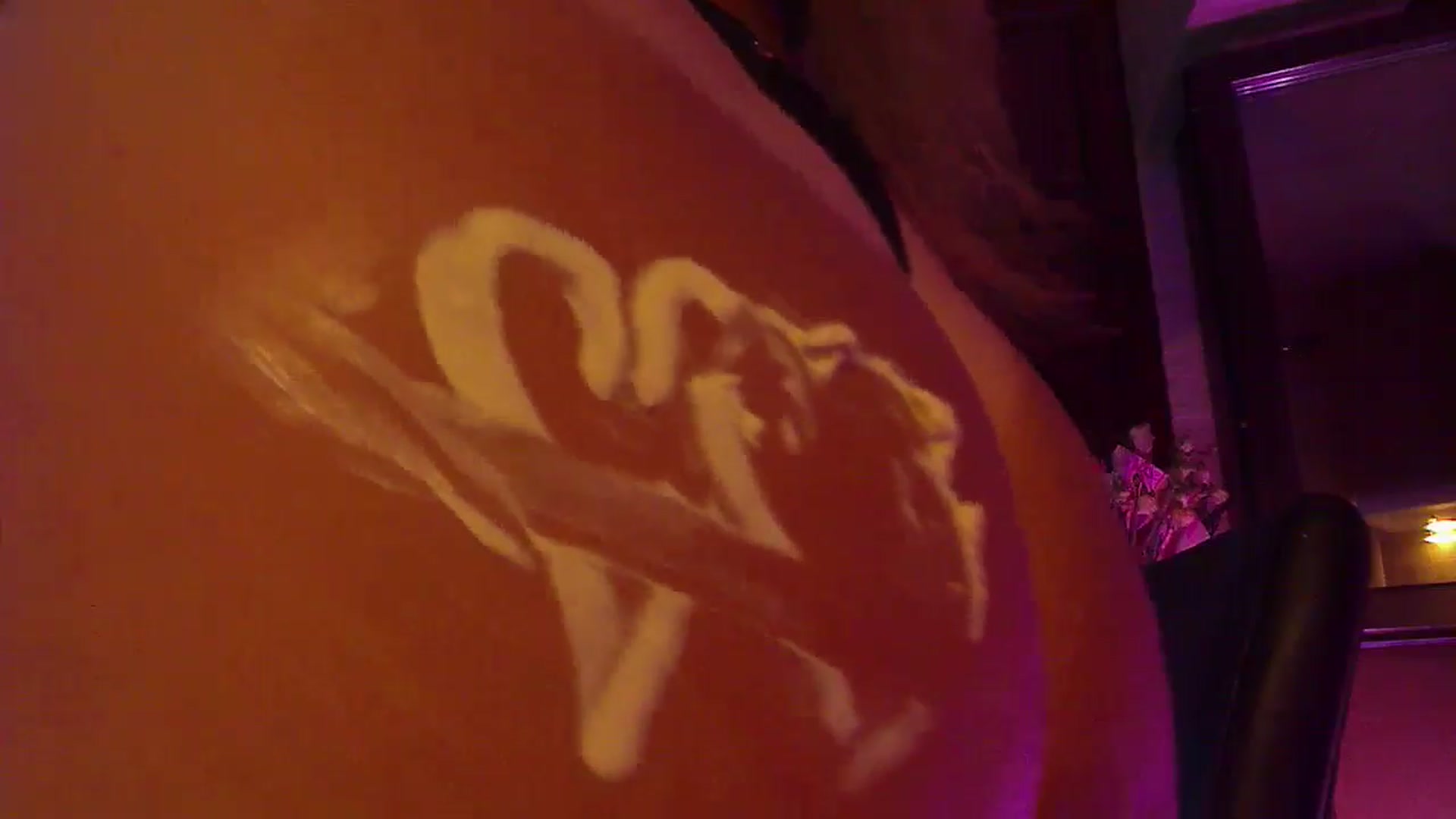 Gallery image thumbnail from No_bo_dy's myfreecams stream on, 09/21/2025, 01:07 image 11 of 20
