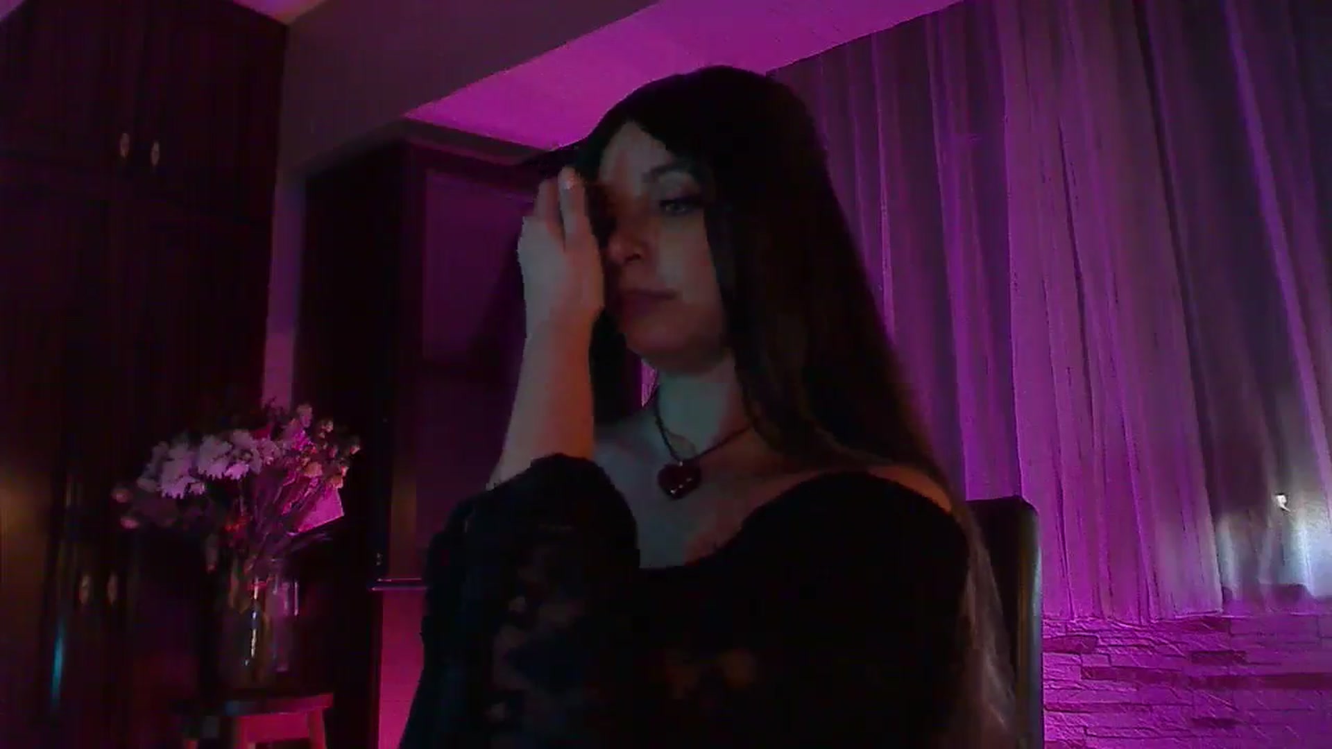 Gallery image thumbnail from No_bo_dy's myfreecams stream on, 09/21/2025, 04:44 image 18 of 20