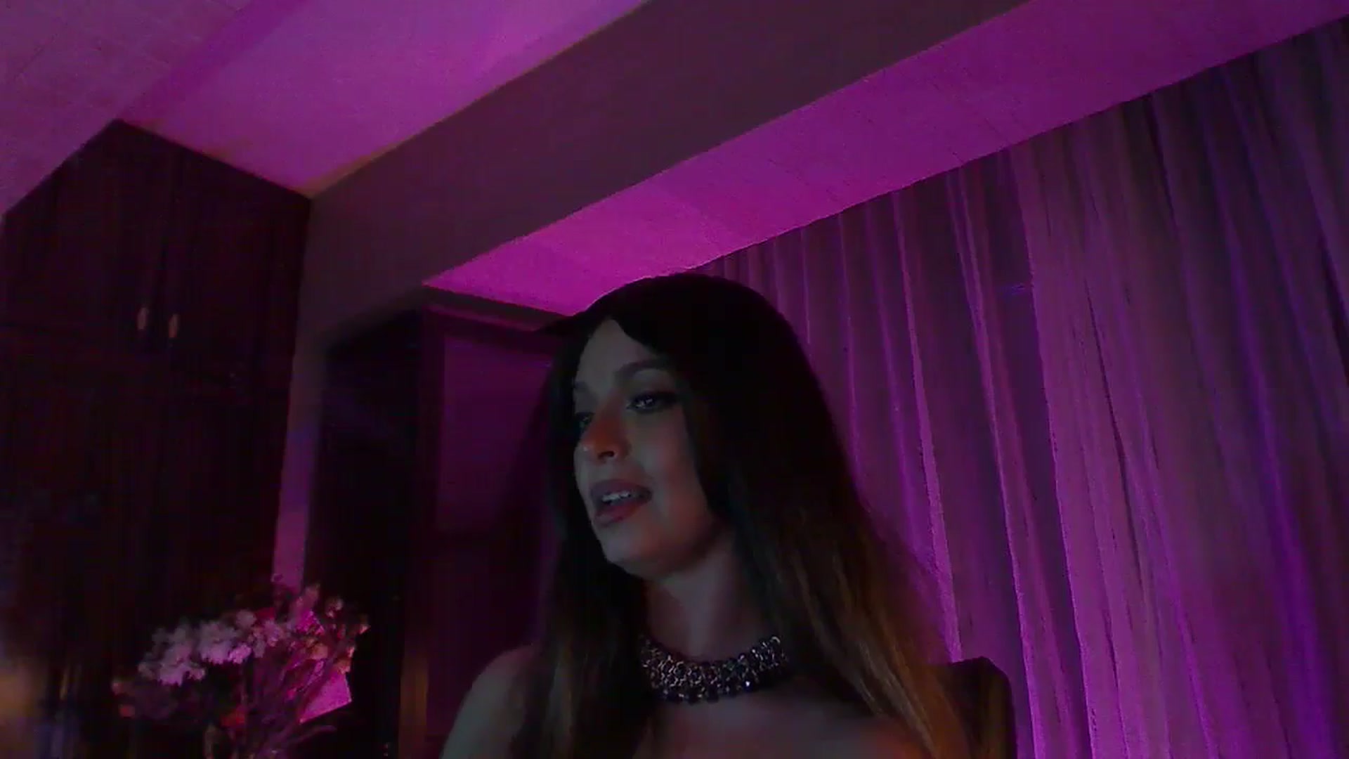 Gallery image thumbnail from No_bo_dy's myfreecams stream on, 09/22/2025, 03:01 image 20 of 20