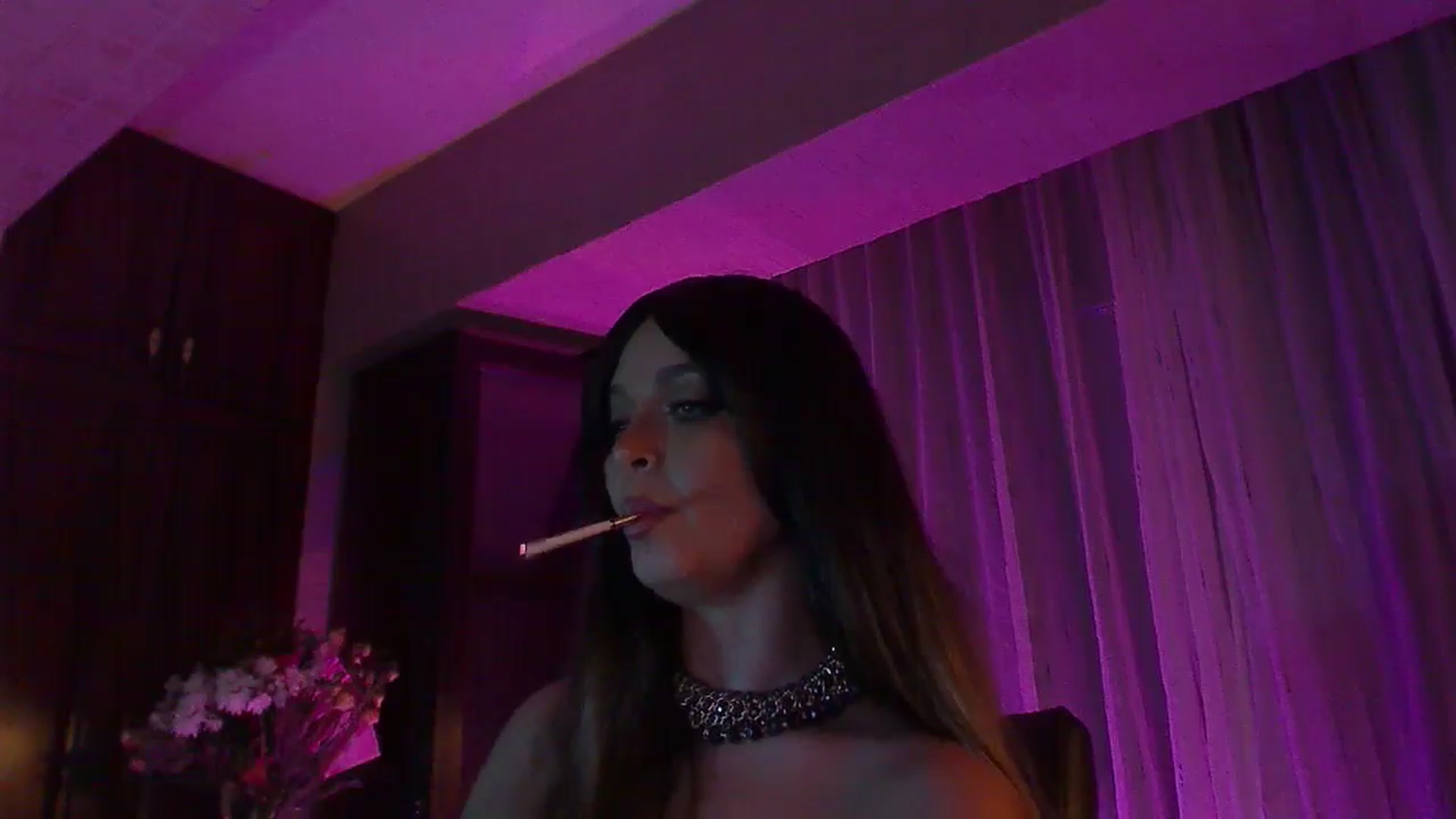 Gallery image thumbnail from No_bo_dy's myfreecams stream on, 09/22/2025, 03:01 image 19 of 20